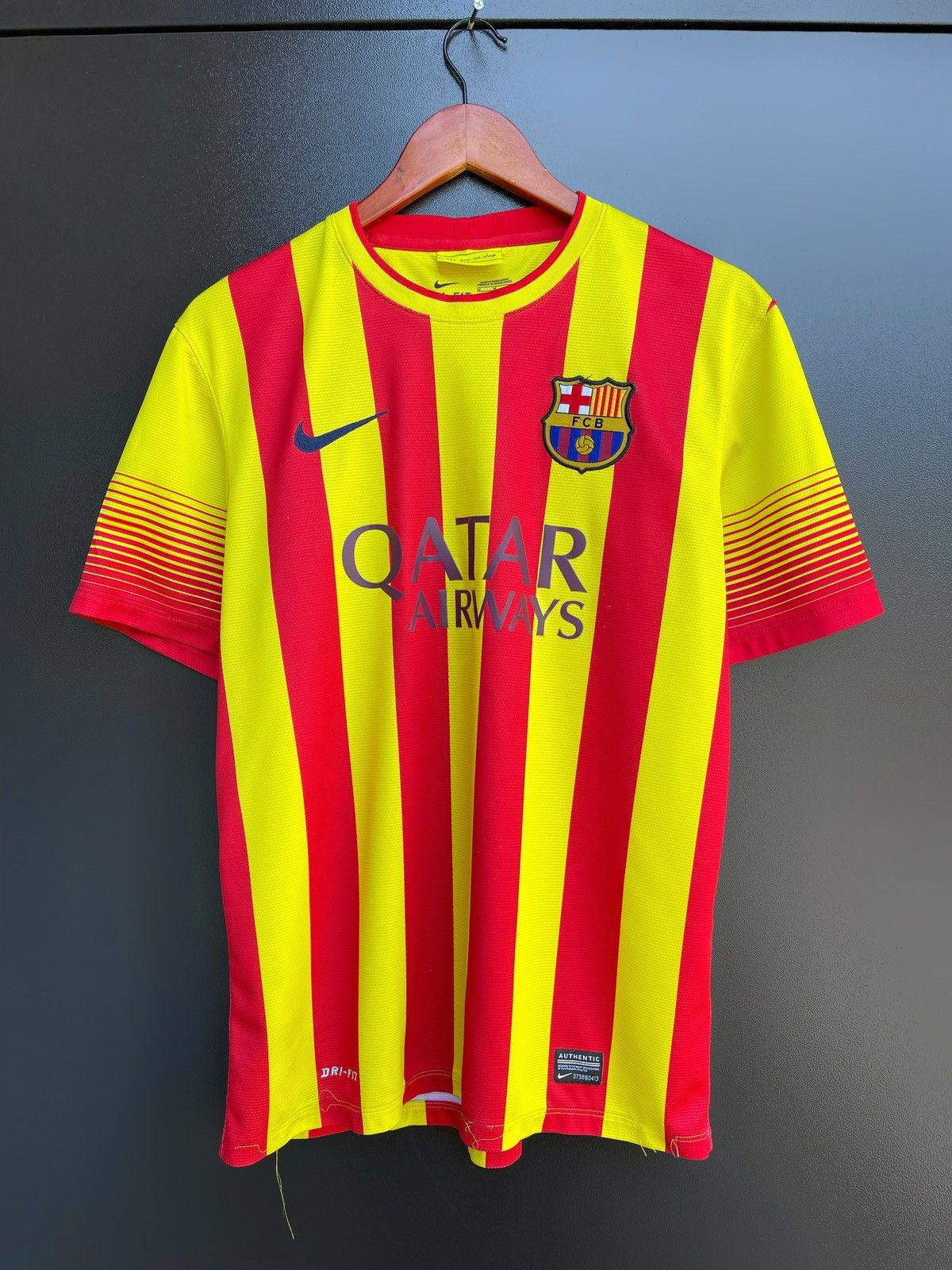 Other Barcelona 2012 2013 Away Football Shirt Soccer Jersey Nike Size US M / EU 48-50 / 2 - 1 Thumbnail