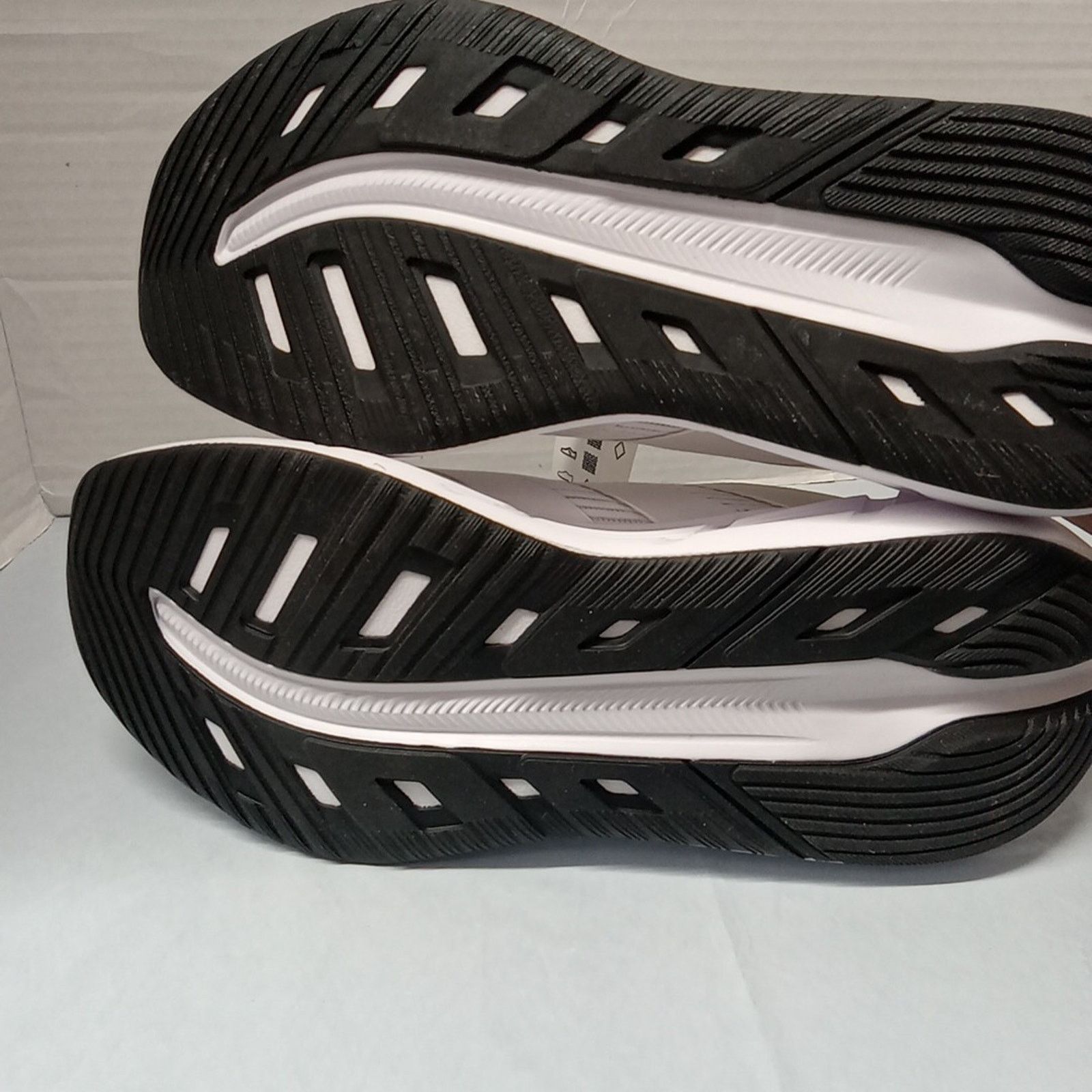 Adidas Adidas Questar 3 W Cloud White Running Women’s Size 7.5 NWOB Size US 7.5 / IT 37.5 - 7 Thumbnail