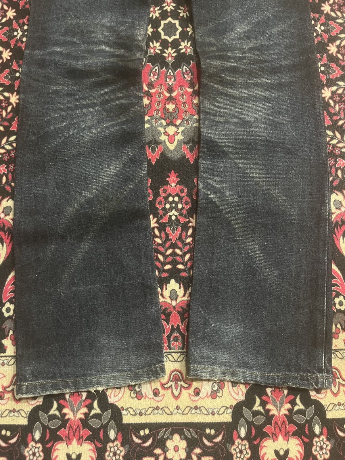 GOSTAR DE FUGA Japanese Brand Fuga Dark Washed Heavy Whisker Distress Jeans Size US 30 / EU 46 - 8 Thumbnail