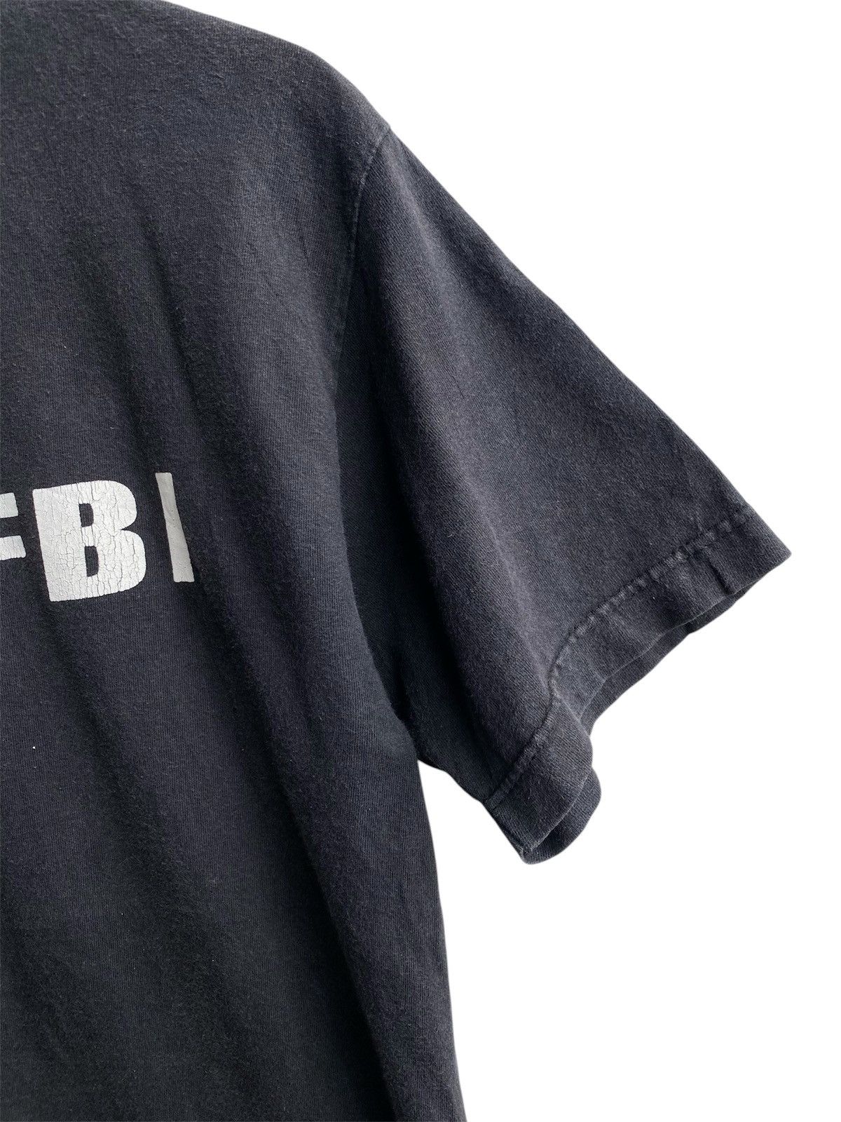 Vintage VINTAGE FBI FEMALE BODY INSPECTOR TEE Size US M / EU 48-50 / 2 - 4 Thumbnail