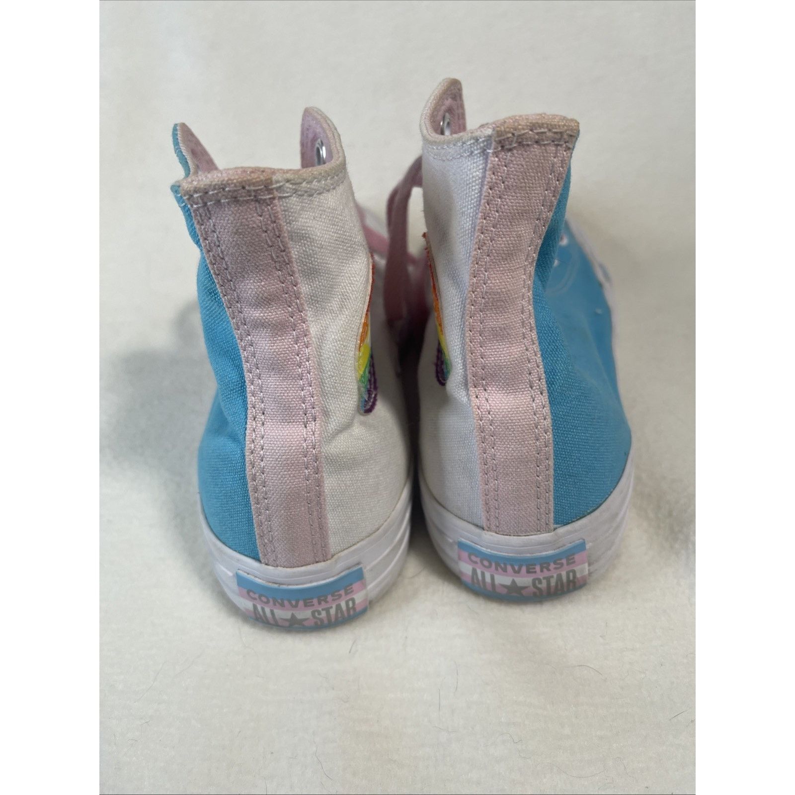 Converse Converse PRIDE sneakers women's 7, men’s 5- EUC Size US 7 / IT 37 - 4 Thumbnail
