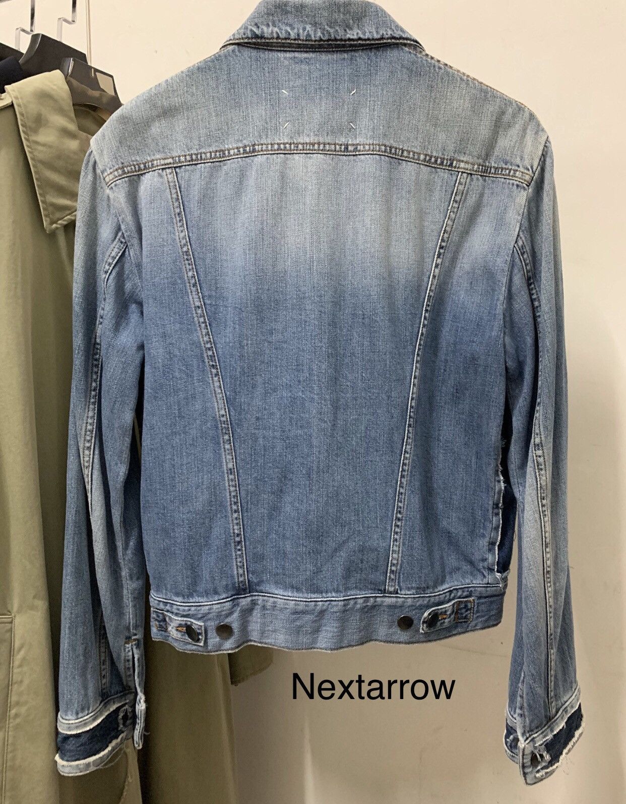 Maison Margiela MAISON MARGIELA SS18 Short Edition Destruction Denim Jacket Size US XXS / EU 40 - 2 Thumbnail