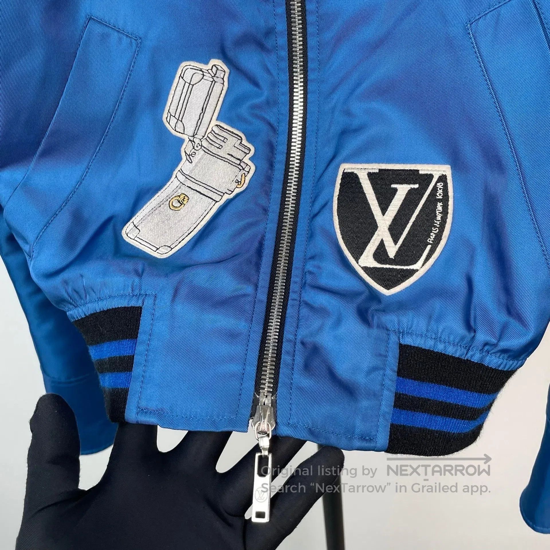 Louis Vuitton Louis Vuitton Limited edition blue embroidered badge pilot Size XS / US 0-2 / IT 36-38 - 3 Thumbnail
