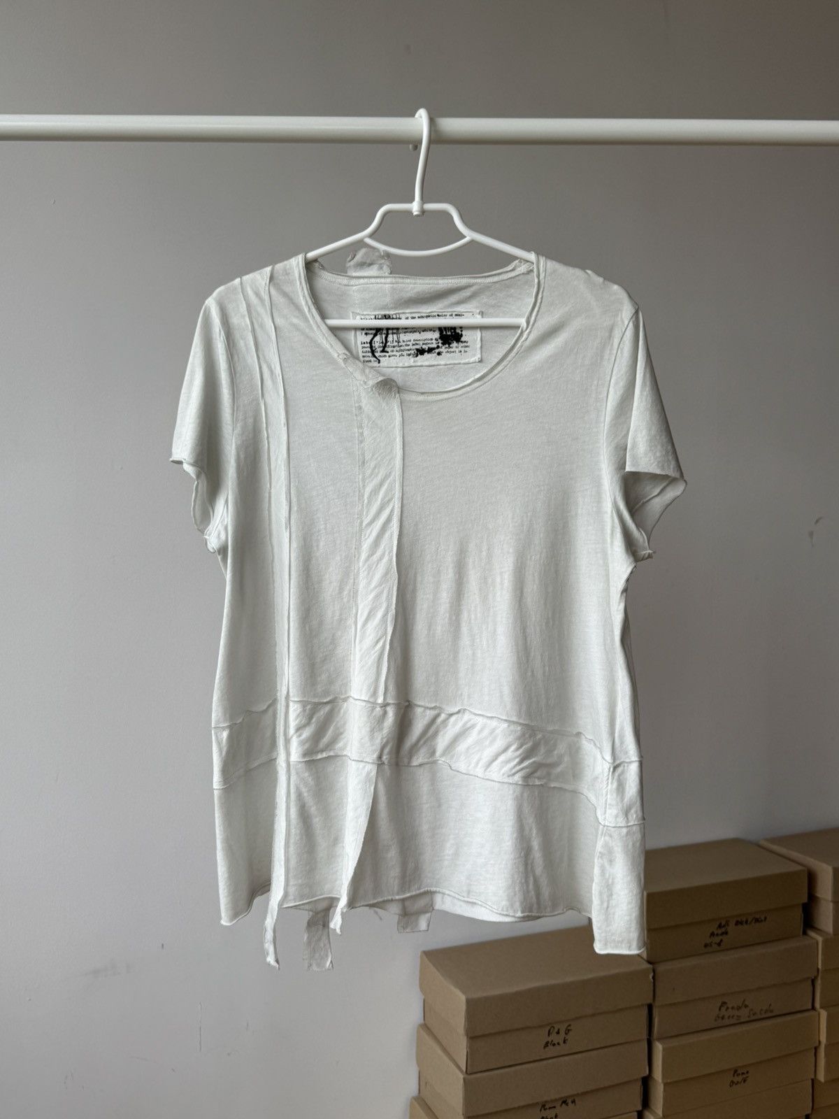Rundholz Rundholz Avant-Garde Asymmetric Cut Distressed Tee Size XL / US 12-14 / IT 48-50 - 1 Thumbnail