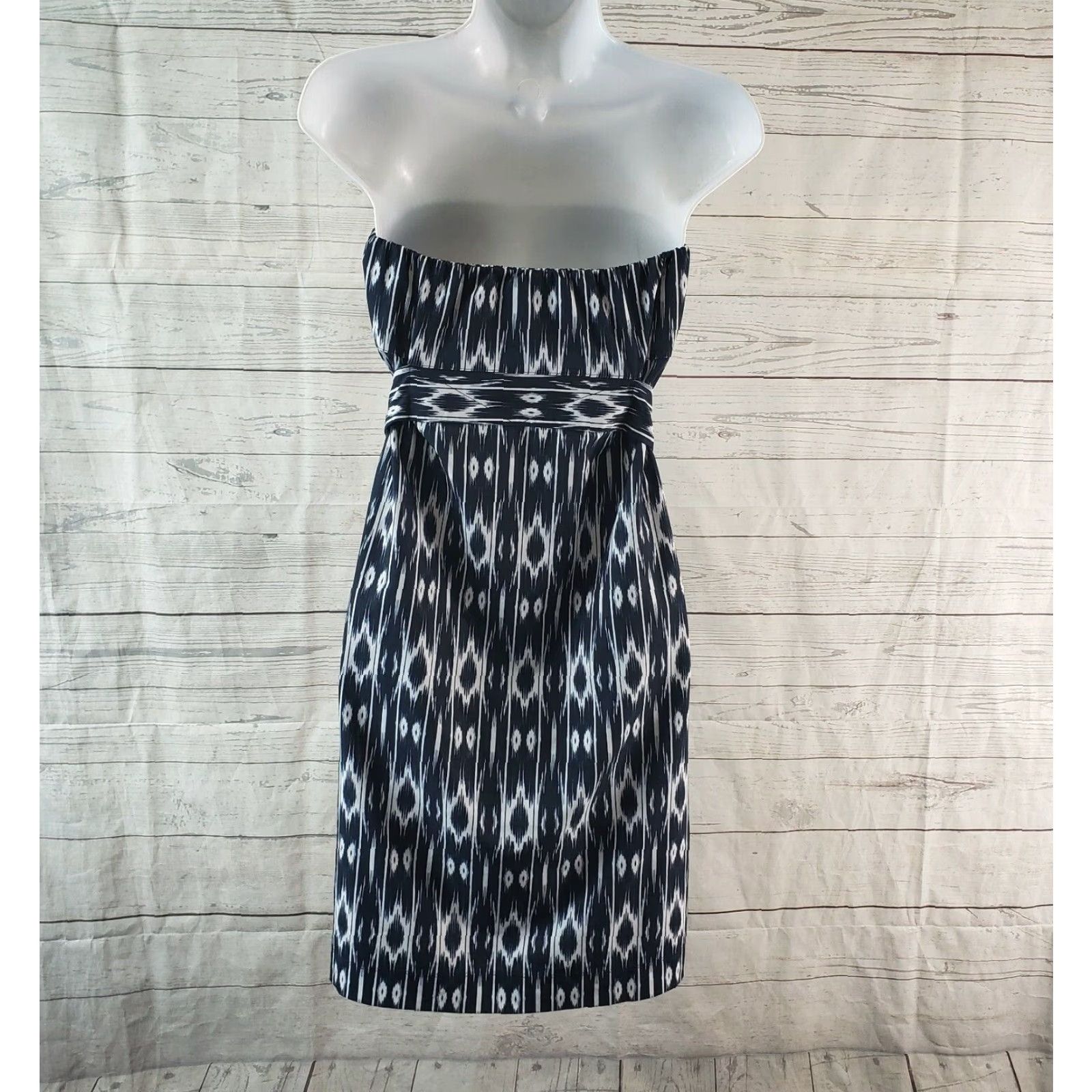 Athleta Athleta Womens Dress Strapless Anywhere Sz 4 Blue White Ikat Pockets Size S / US 4 / IT 40 - 4 Thumbnail