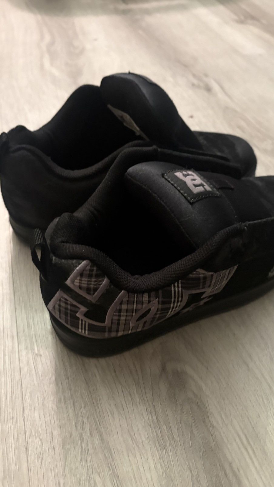DC 2011 DC Shoe Men Graffik SE Black BattleShip, Plaid Men SZ 8 Size US 8 / EU 41 - 4 Thumbnail