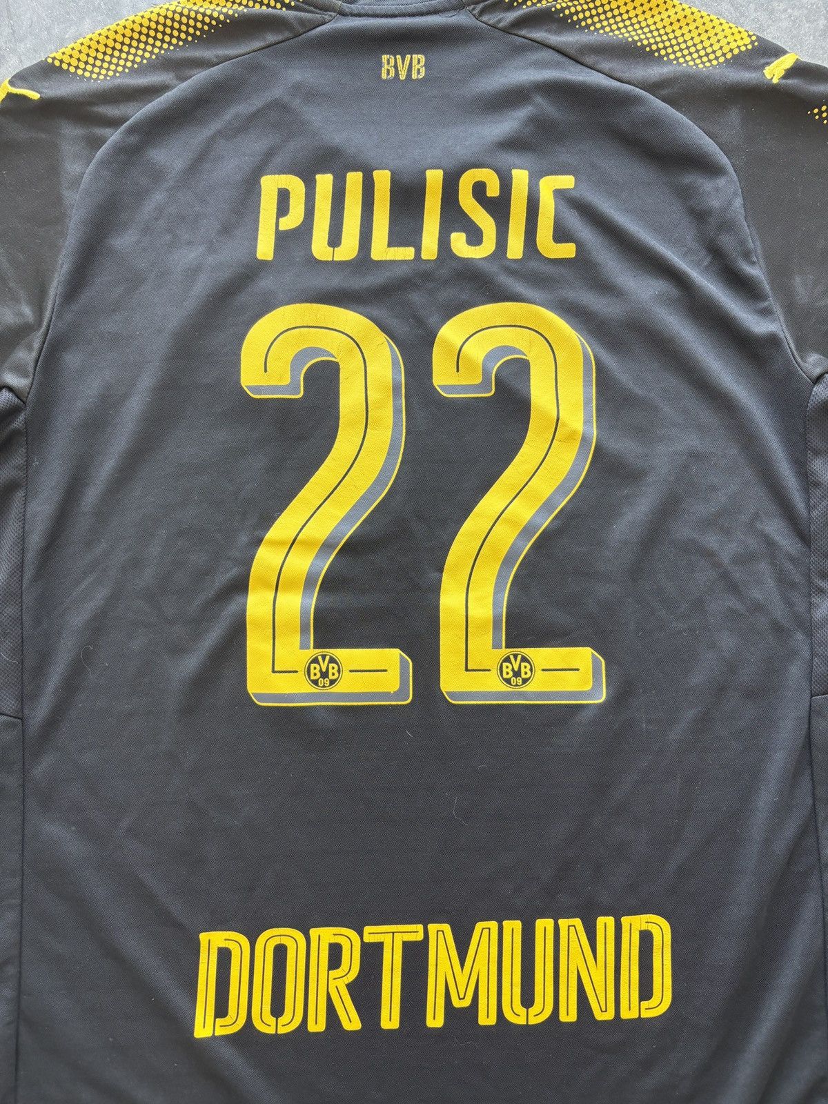 Puma 2017 Puma Borrusia Dortmund BVB Pulisic Jersey #22 Size US L / EU 52-54 / 3 - 11 Thumbnail