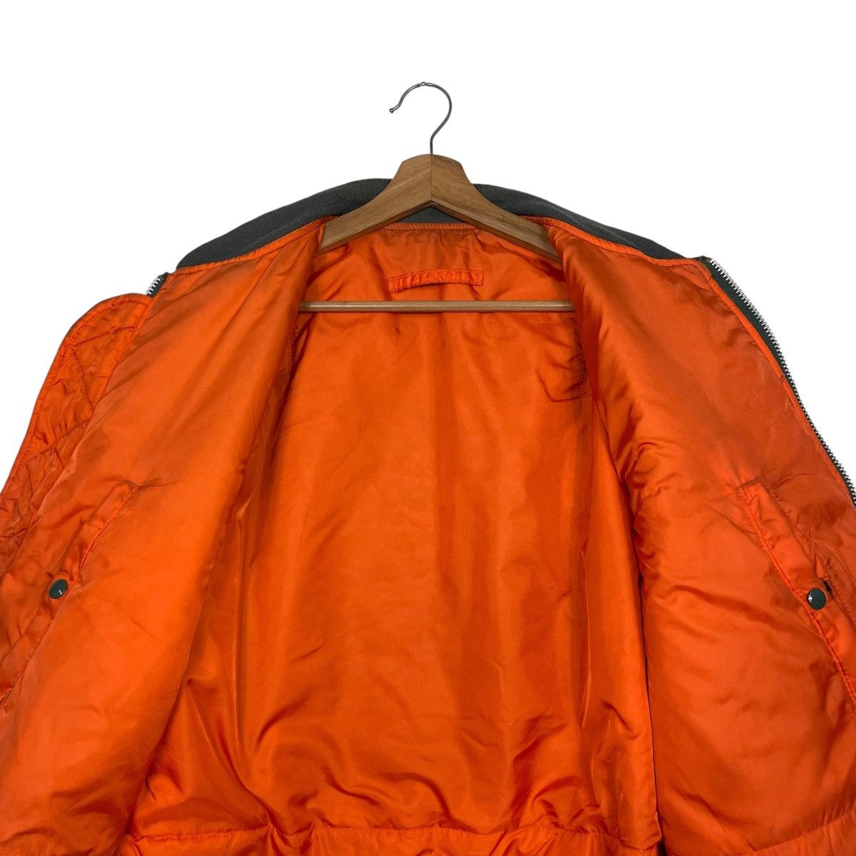 Alpha Industries Vintage Alpha Industries USAF MA-1 Nylon Bomber Size US L / EU 52-54 / 3 - 12 Thumbnail