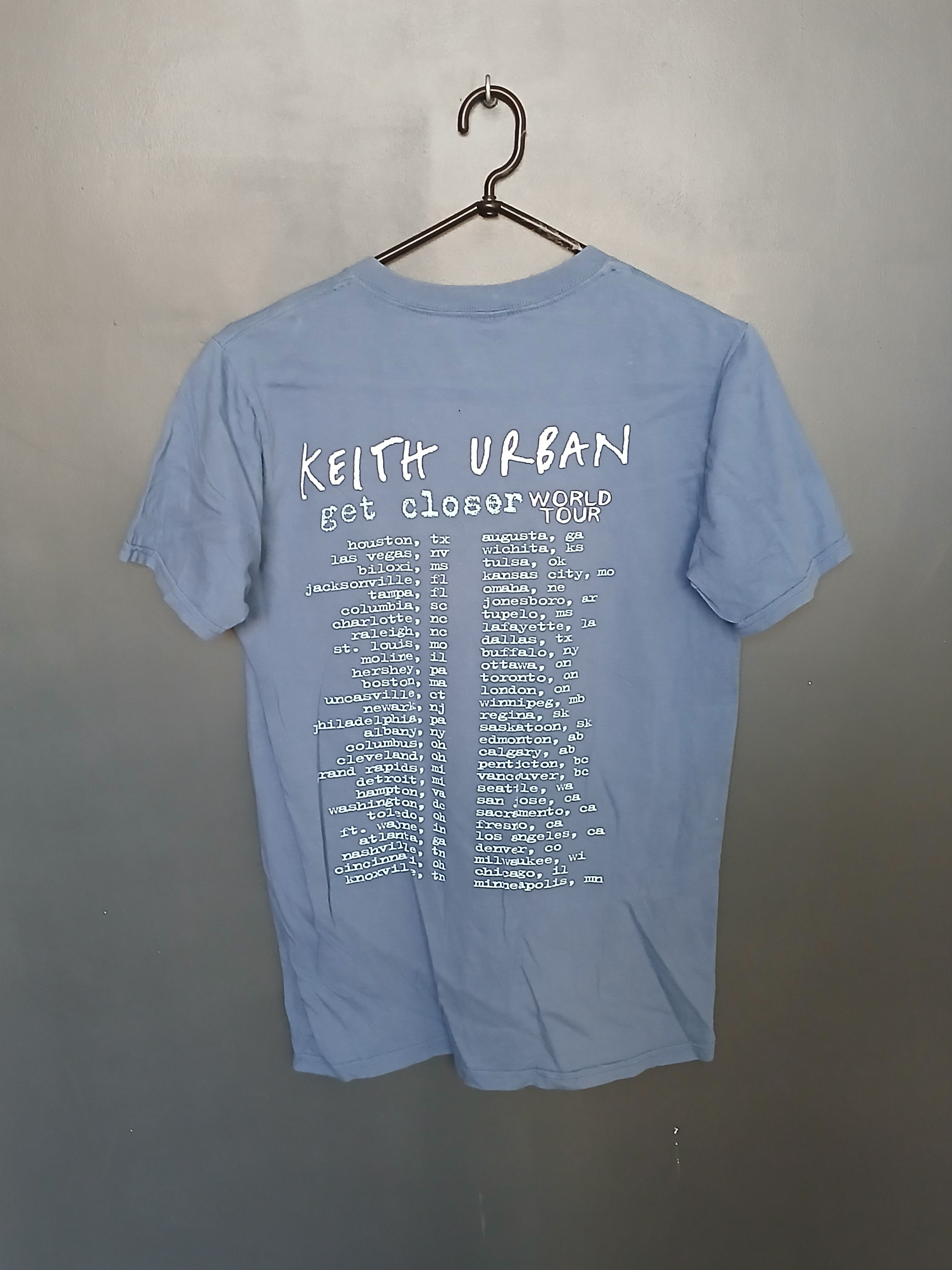 Band Tees Keith Urban Get Closer World Tour T-Shirt Size US S / EU 44-46 / 1 - 2 Thumbnail