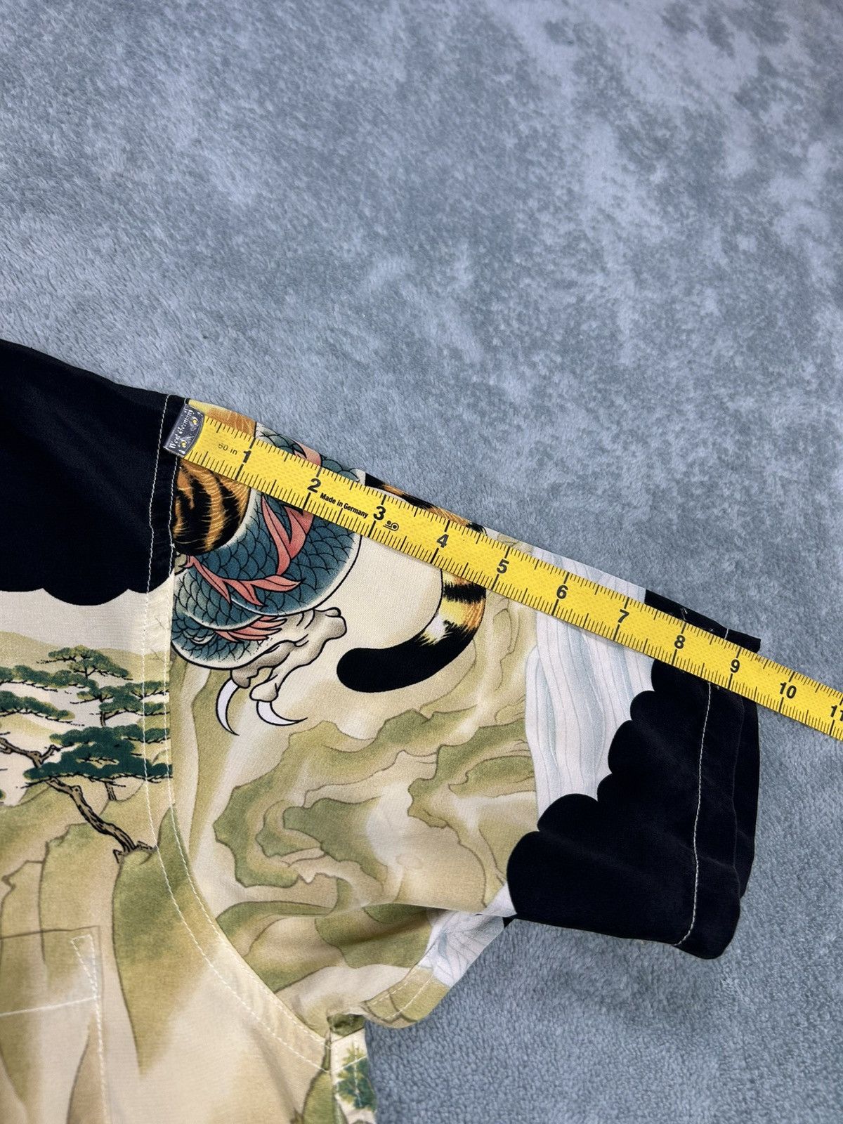 Sun Surf Vintage Cropped Head Hawaiian Motif Tiger & dragon Silk Size US L / EU 52-54 / 3 - 15 Thumbnail
