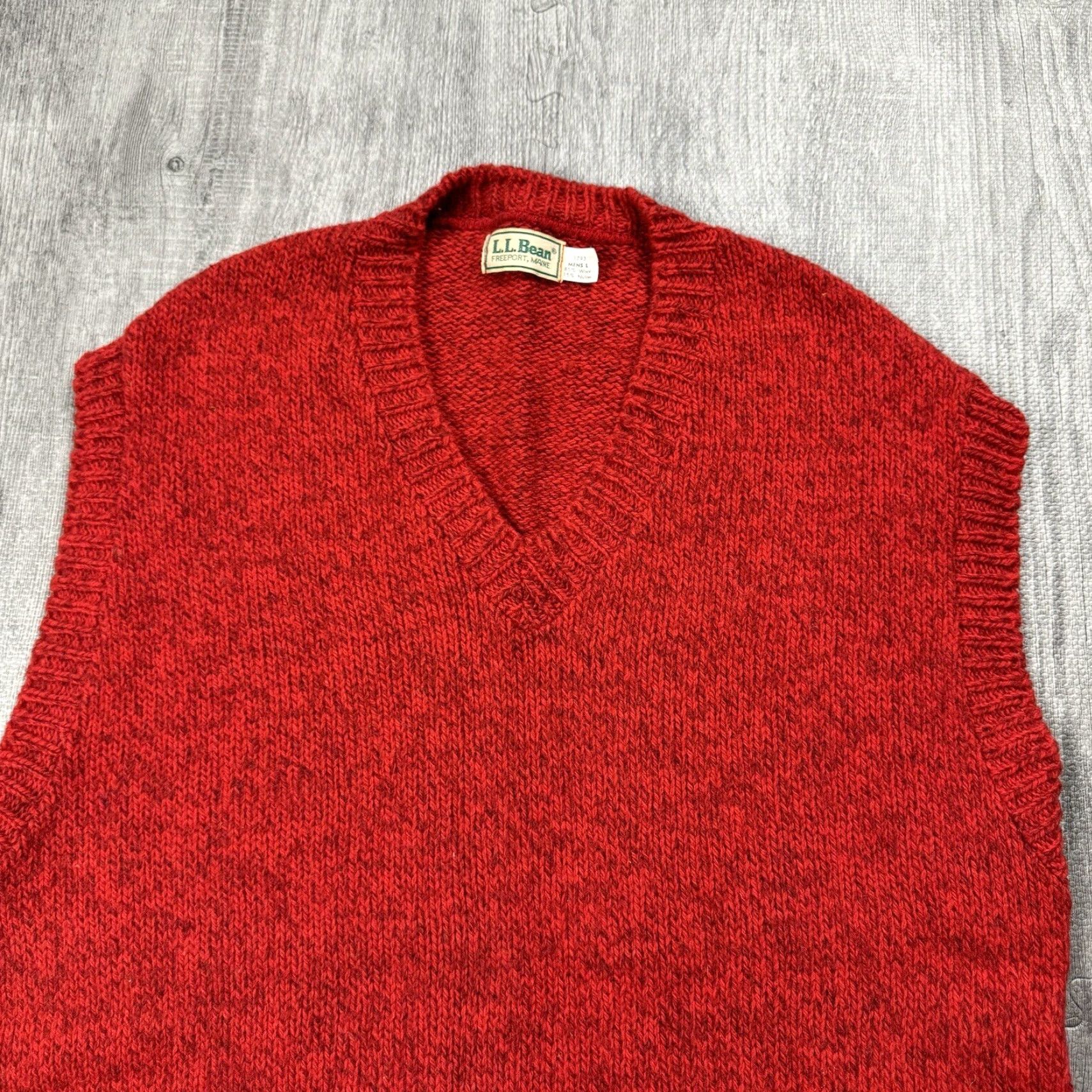 Vintage VINTAGE L.L. Bean Vest Sweater Knit Wool Red 70s-80s Classic V-Neck Sleeveless Large Men's Size L - Lam… Size US L / EU 52-54 / 3 - 2 Thumbnail