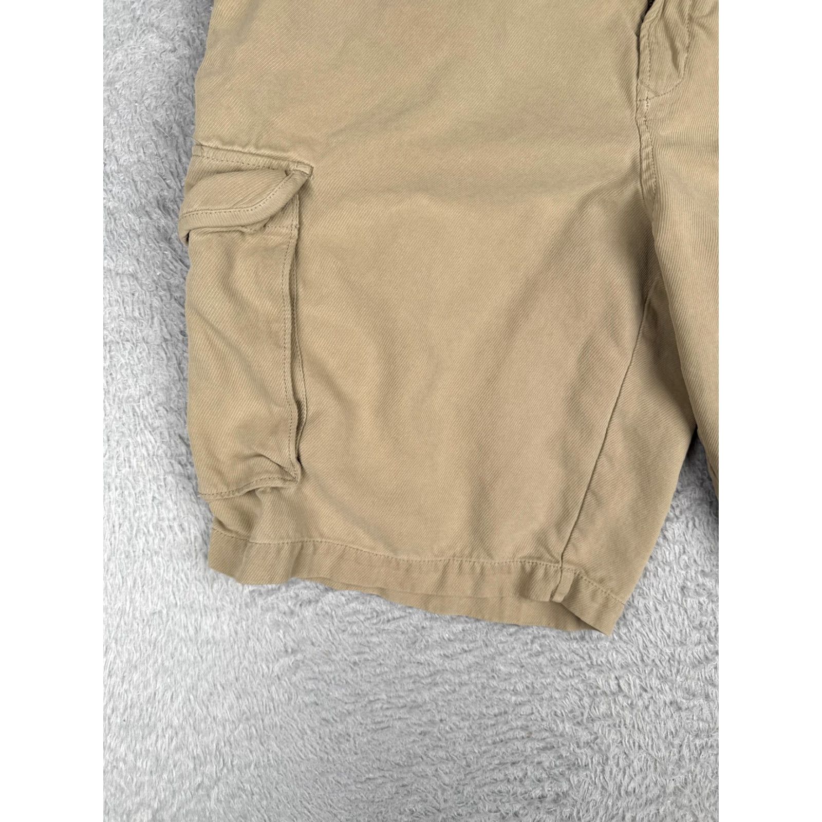 Tommy Bahama Tommy Bahama Cargo Shorts Mens 40 Khaki Tan 100% Silk Flat Front Pockets Beige Beach Classic Vintage No Size US 40 / EU 56 - 3 Thumbnail