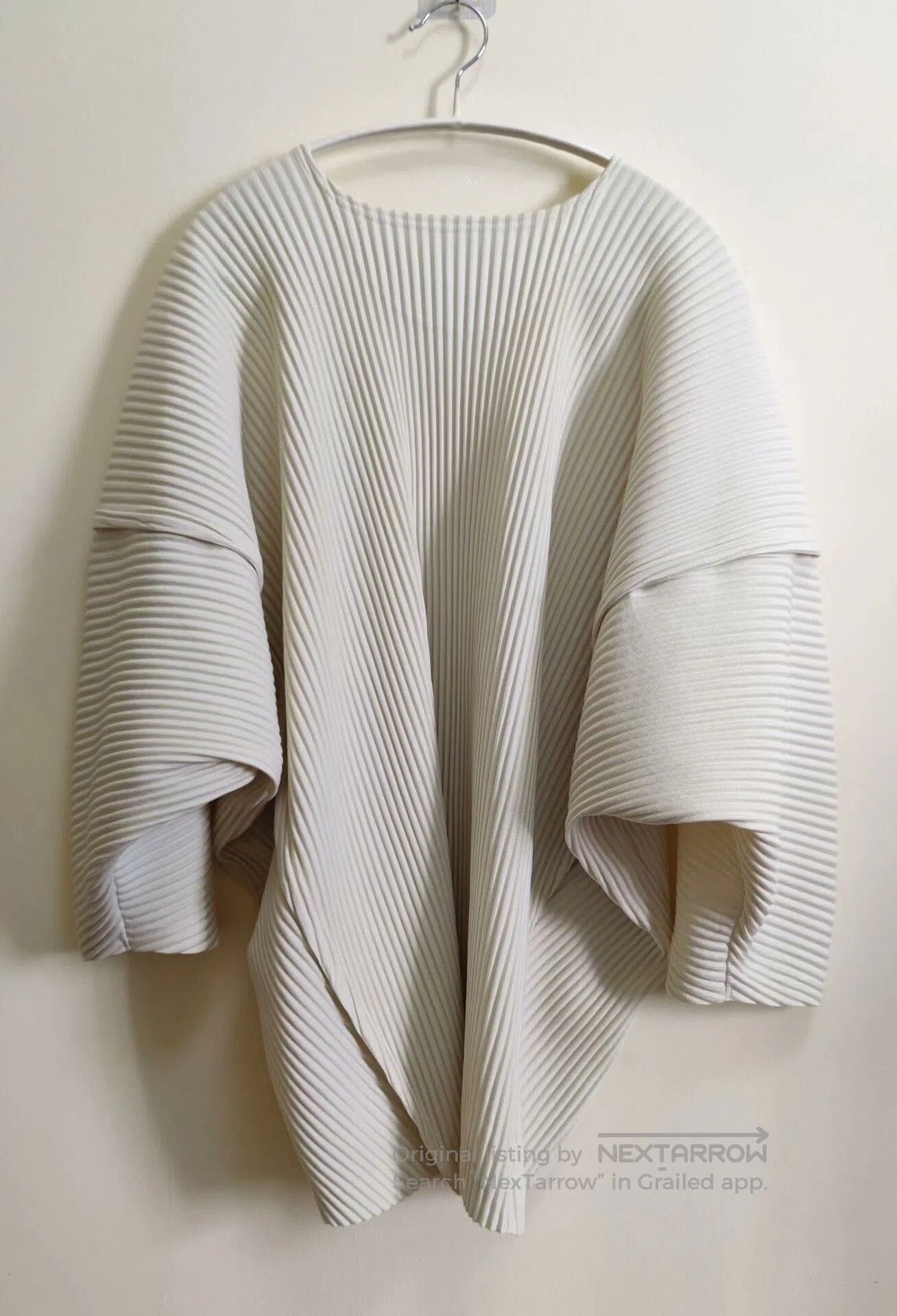 Homme Plisse Issey Miyake Issey Miyake Yellow Pleated T. Size US M / EU 48-50 / 2 - 2 Thumbnail