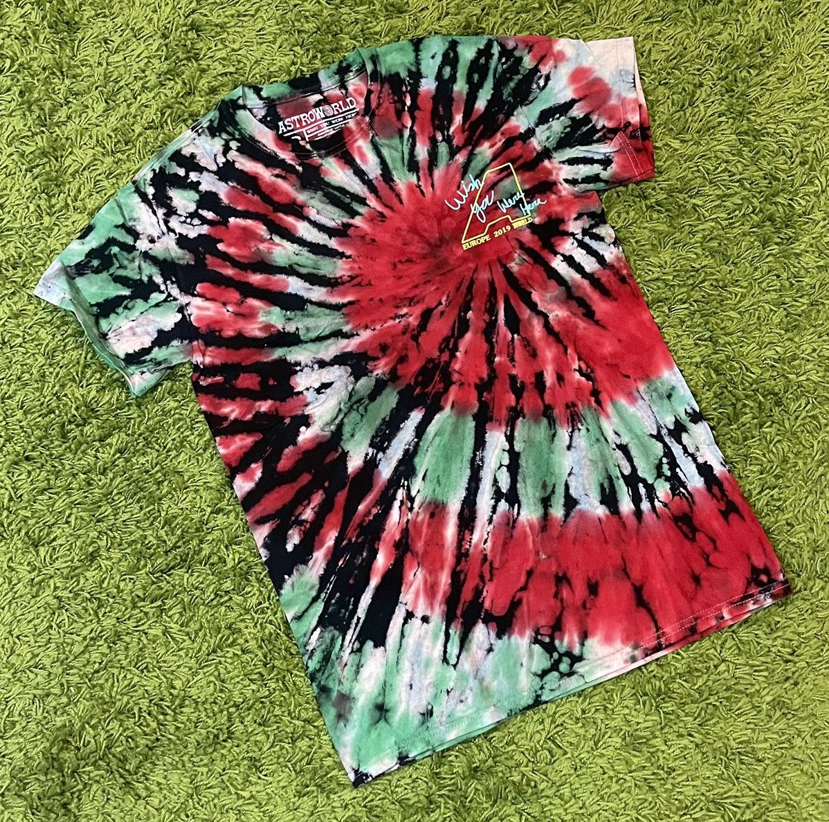 Travis Scott Travis Scott Astroworld 2019 Europe Exclusive Tie Dye Size S Size US S / EU 44-46 / 1 - 2 Thumbnail