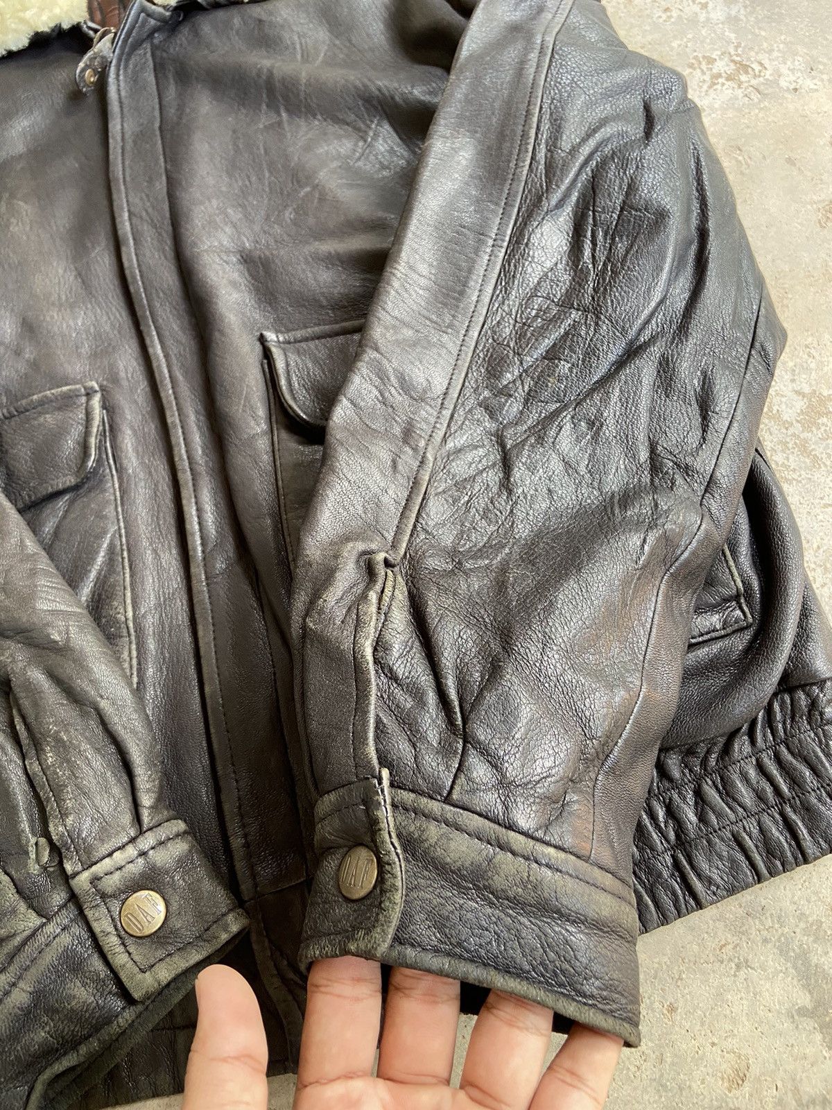 Leather Vintage DAF leather jacket Size US M / EU 48-50 / 2 - 5 Thumbnail