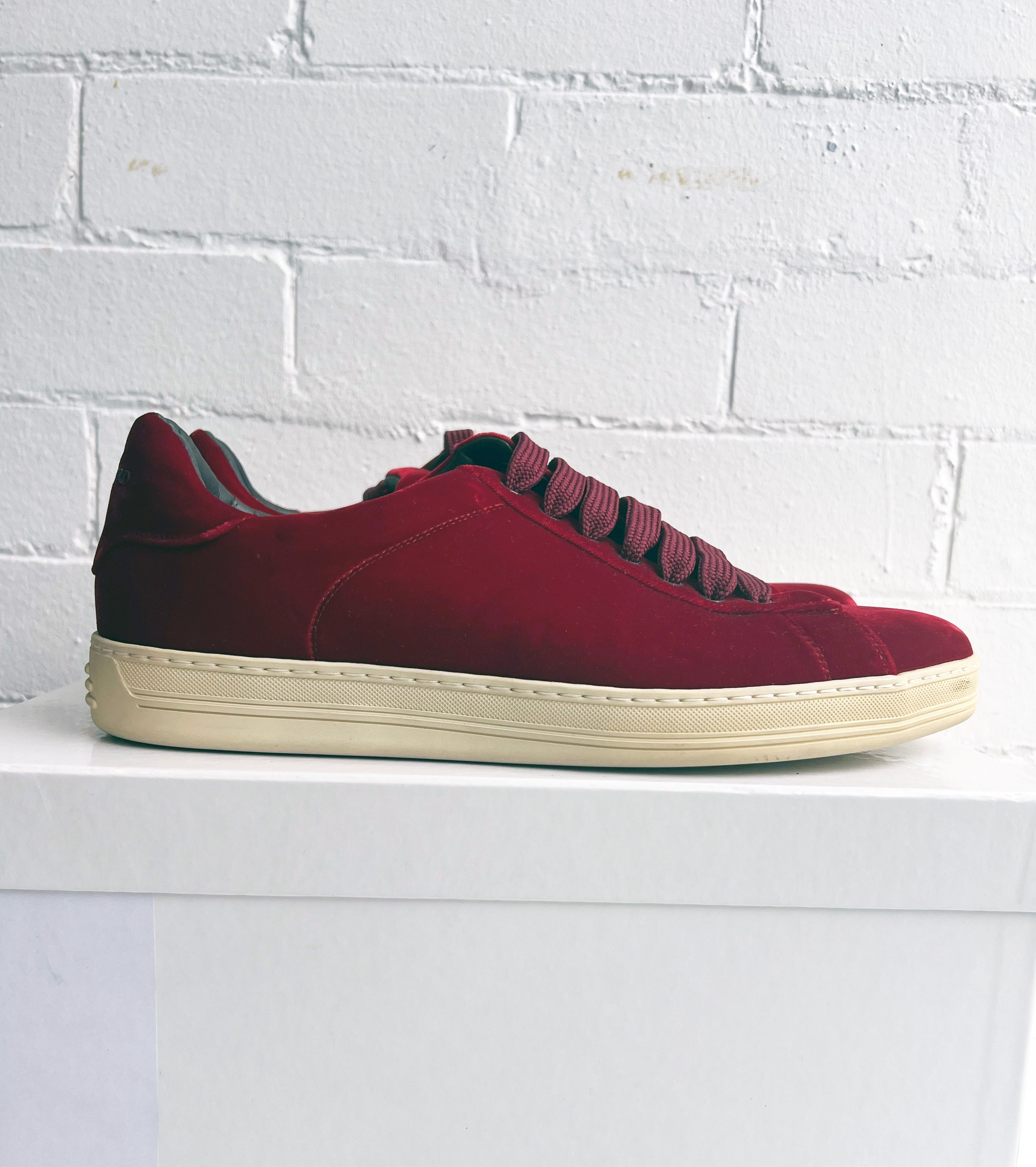 Tom Ford tom ford red velvet trainer Size US 11 / EU 44 - 5 Thumbnail