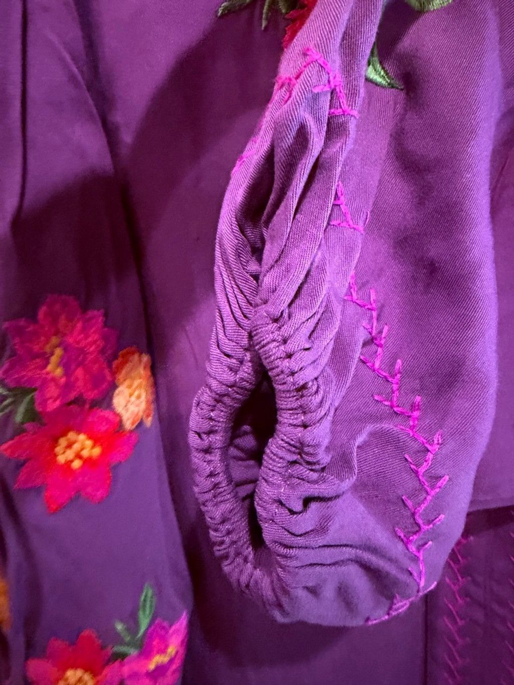 Other Easel Floral Embroidered Long Sleeve Top in Plum Size S Size S / US 4 / IT 40 - 9 Thumbnail