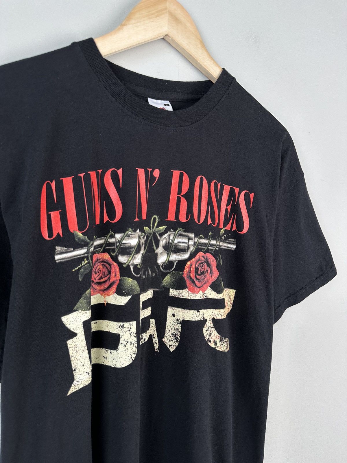 Guns N' Roses Vintage Y2k Guns N Rose Rock Tee Size US L / EU 52-54 / 3 - 3 Thumbnail