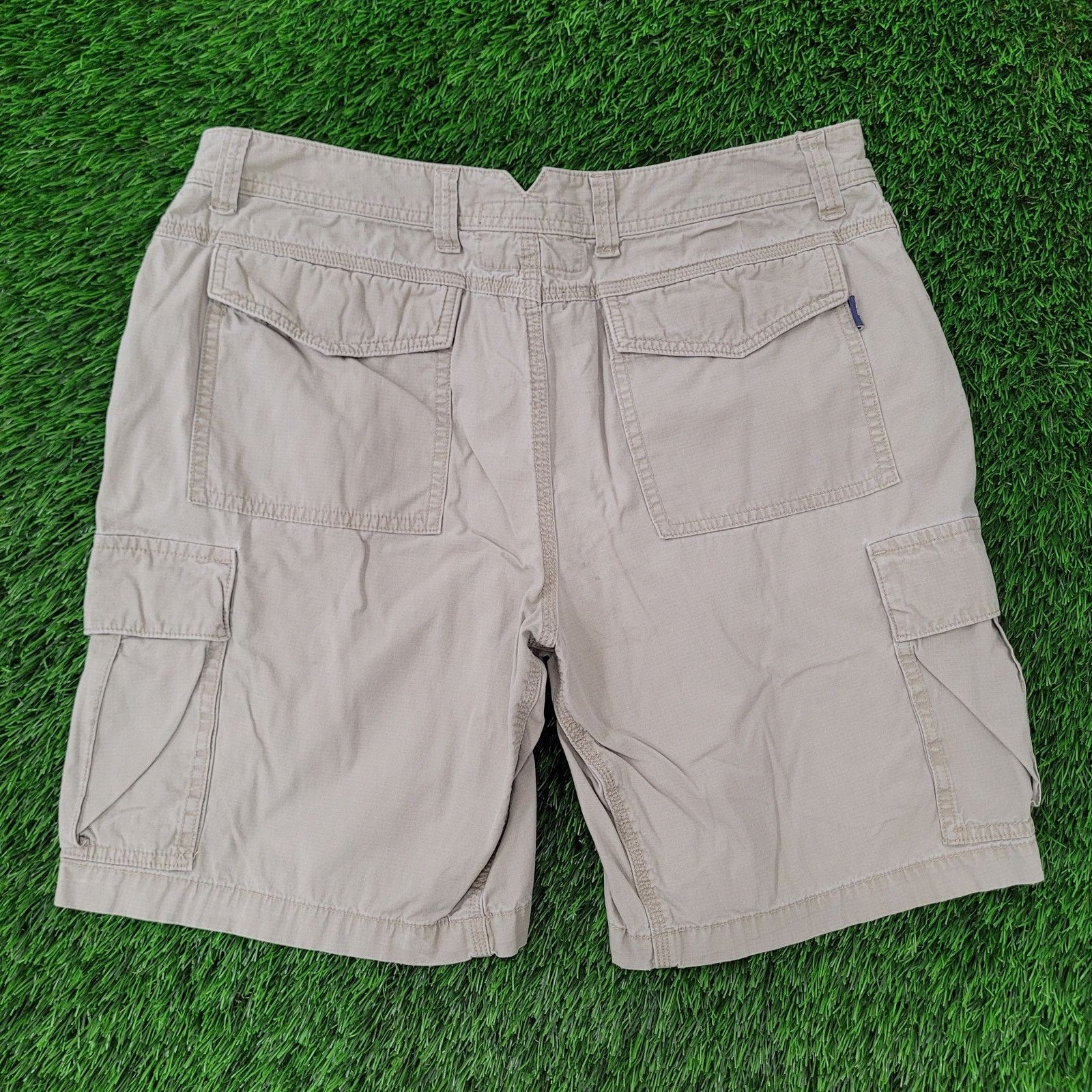The North Face Vintage North-Face Cargo Shorts 36x9 Lined Khaki Beige Tan Size US 36 / EU 52 - 7 Thumbnail