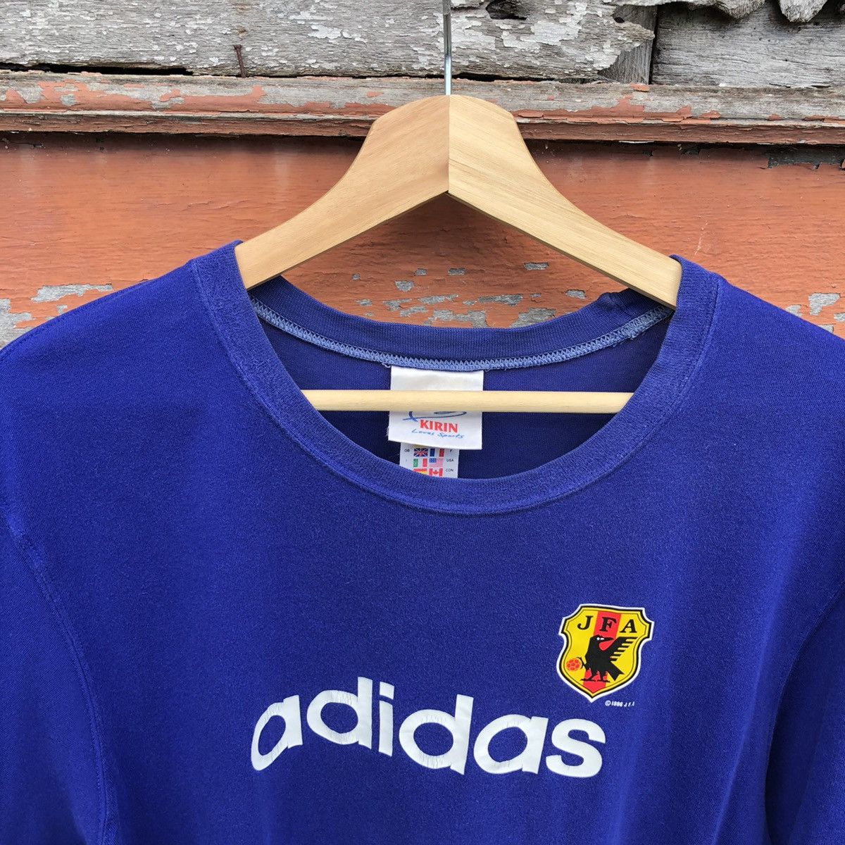 Vintage Vintage y2k Sunfaded Adidas Kirin Tshirt Size US L / EU 52-54 / 3 - 8 Thumbnail