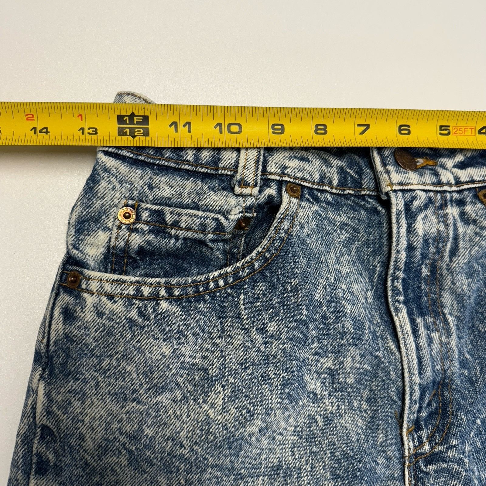 Levi's × Vintage Vintage Levis Denim Cut Off Acid Wash Shorts Womens 28x6 Size 25" / US 0 / IT 36 - 11 Thumbnail