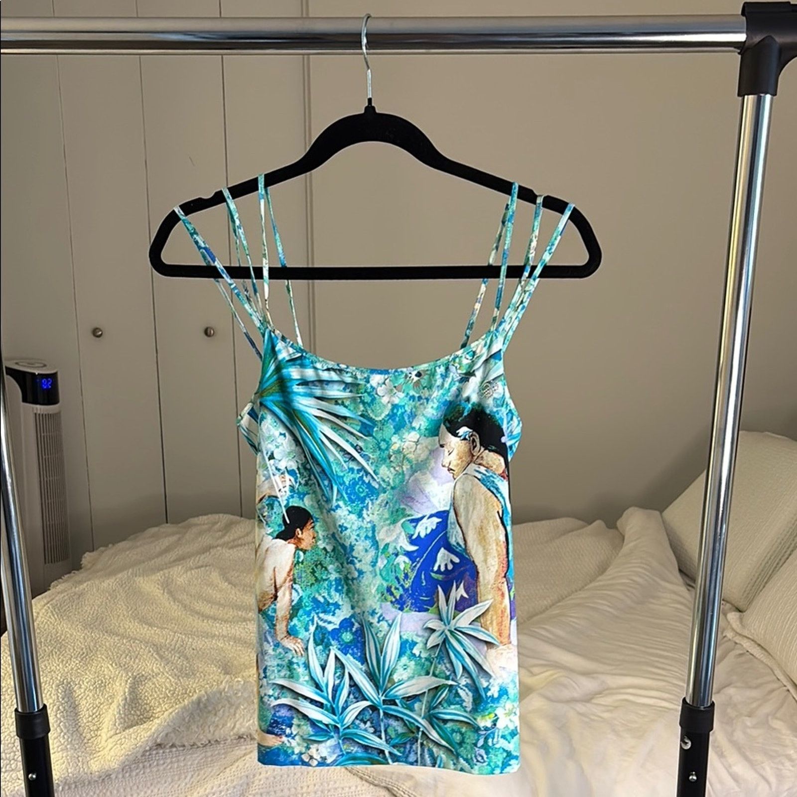 Blumarine NWT Hawaiian caracteres Paul Gauguin Blue Green Womens Top S Size S / US 4 / IT 40 - 1 Thumbnail