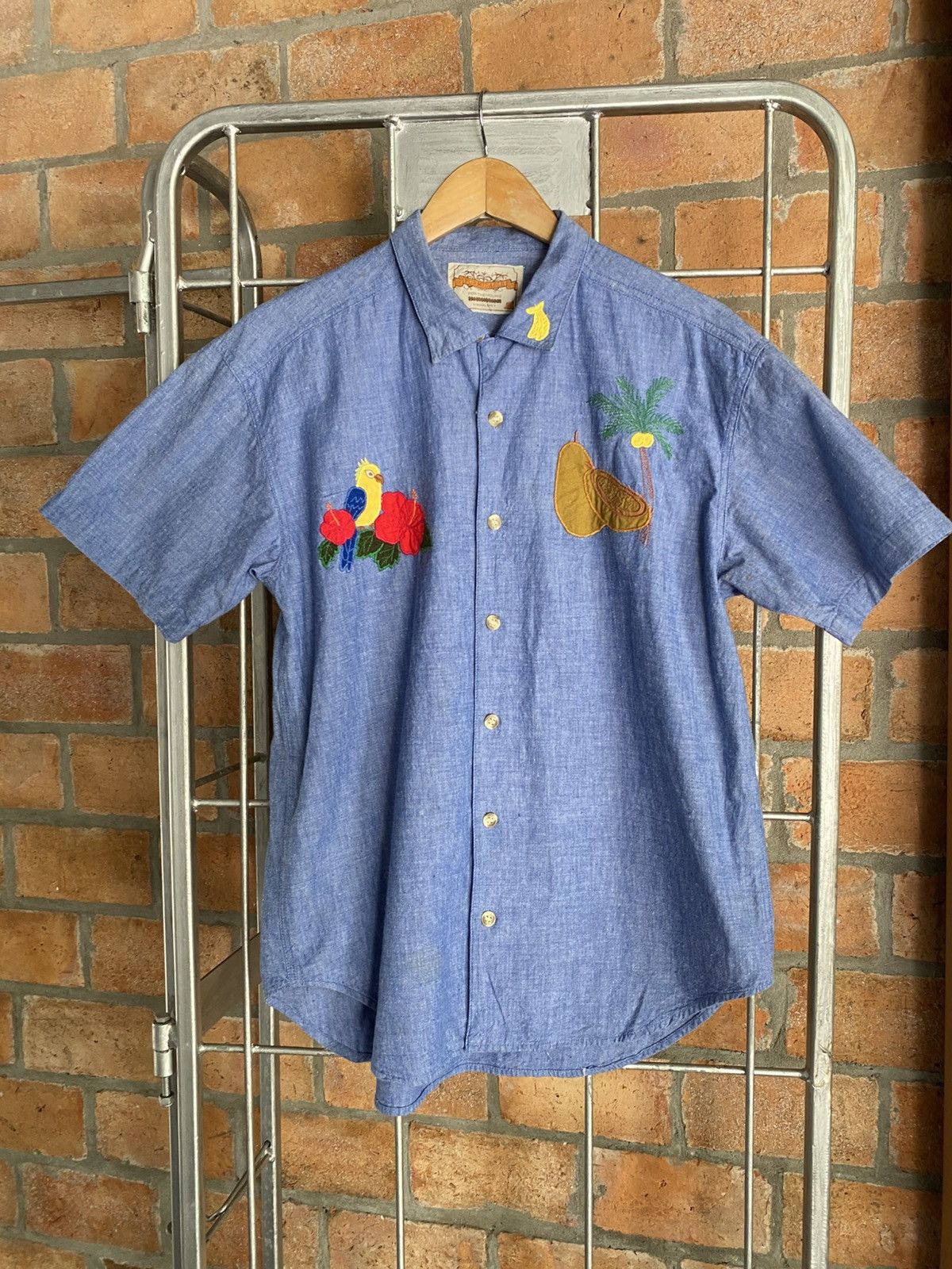 Designer × Vintage FORMIDABLE Blue Tropical Embroidered Button-Up Shirt Size US M / EU 48-50 / 2 - 11 Thumbnail