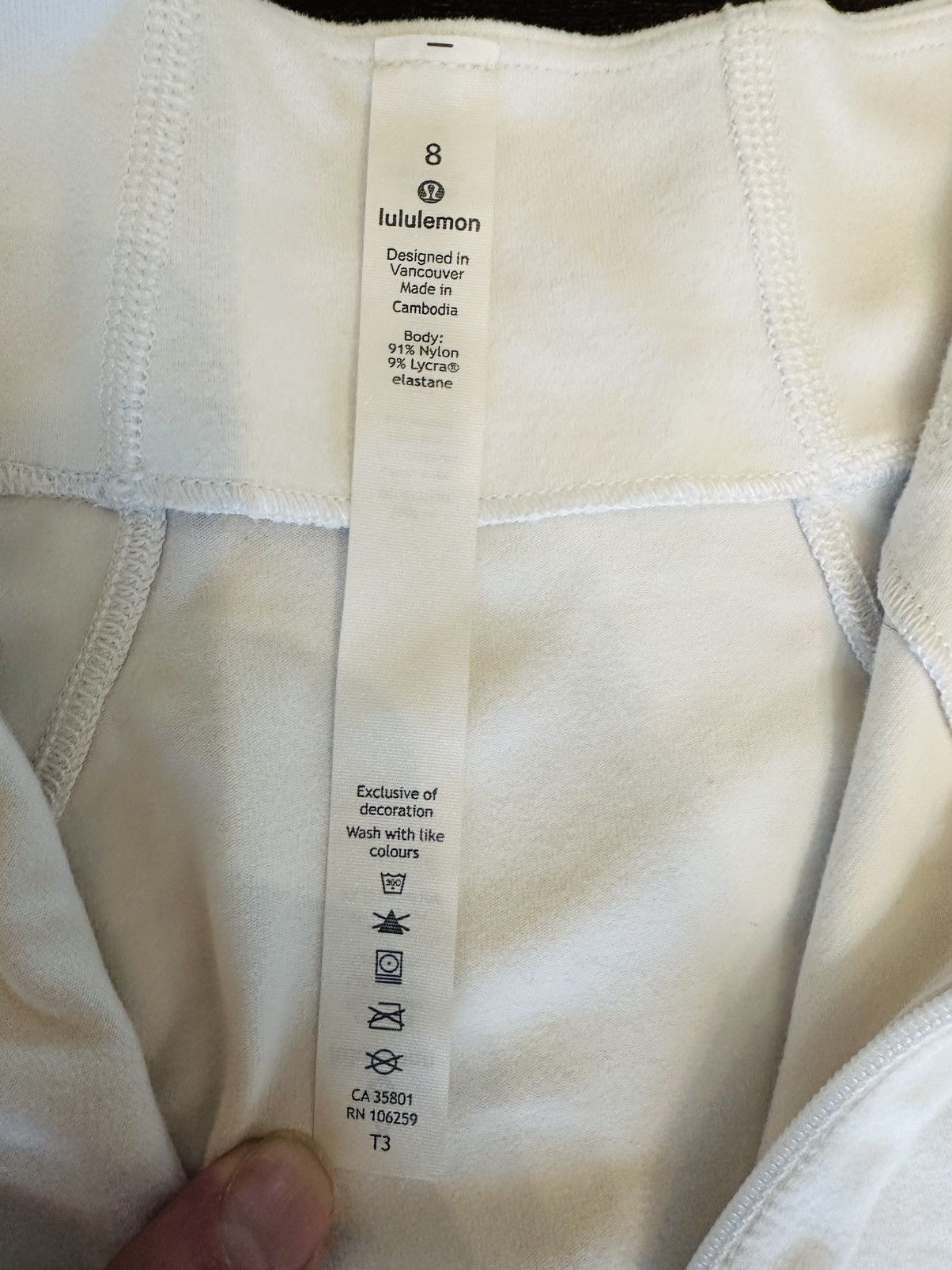 Lululemon Lululemon White Long Sleeve Quarter Zip Pullover Size 8 Size M / US 6-8 / IT 42-44 - 3 Thumbnail
