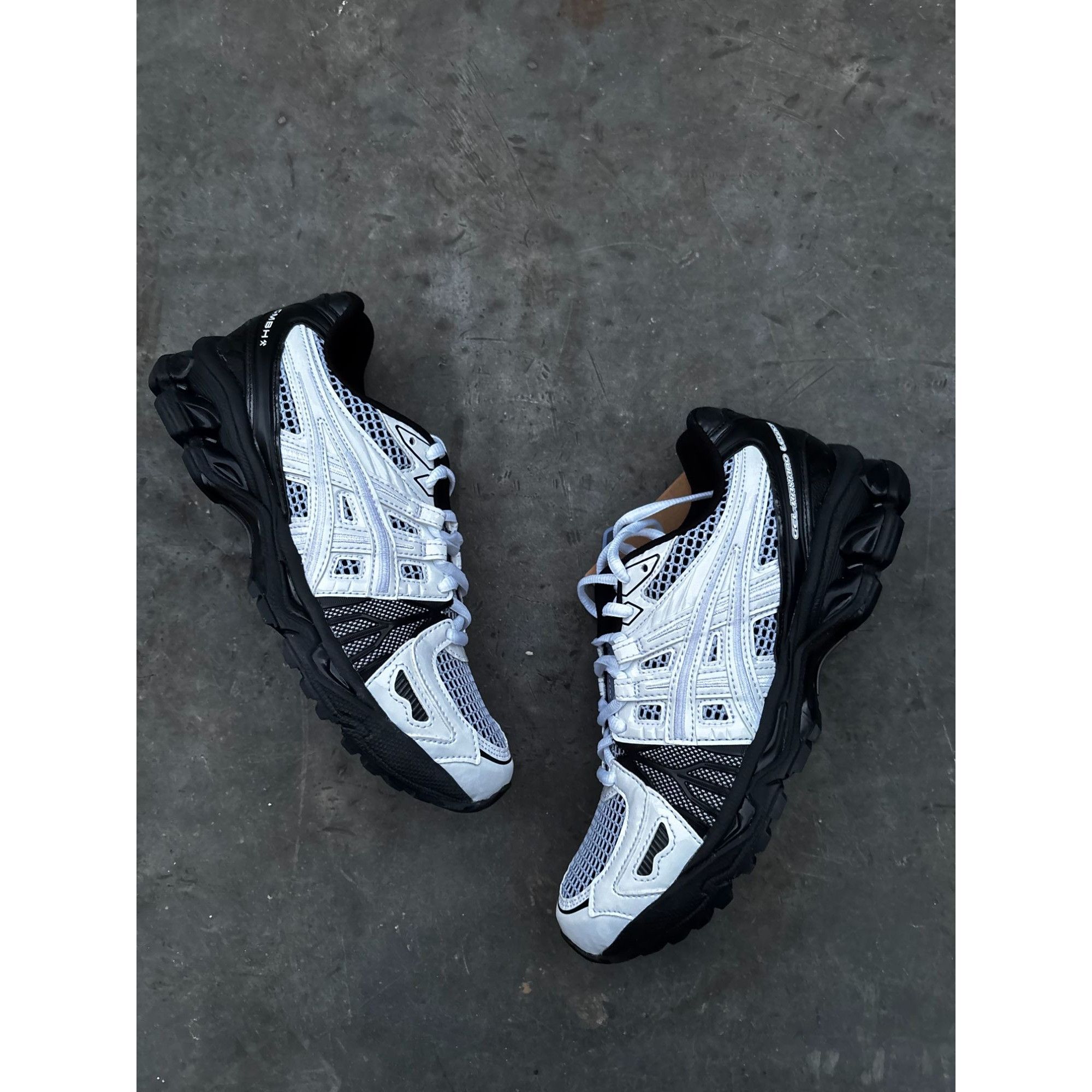 Asics GmbH X ASICS Gel-Kayano White/Black Size 39.5 Brand New With Size US 6.5 / EU 39-40 - 4 Thumbnail