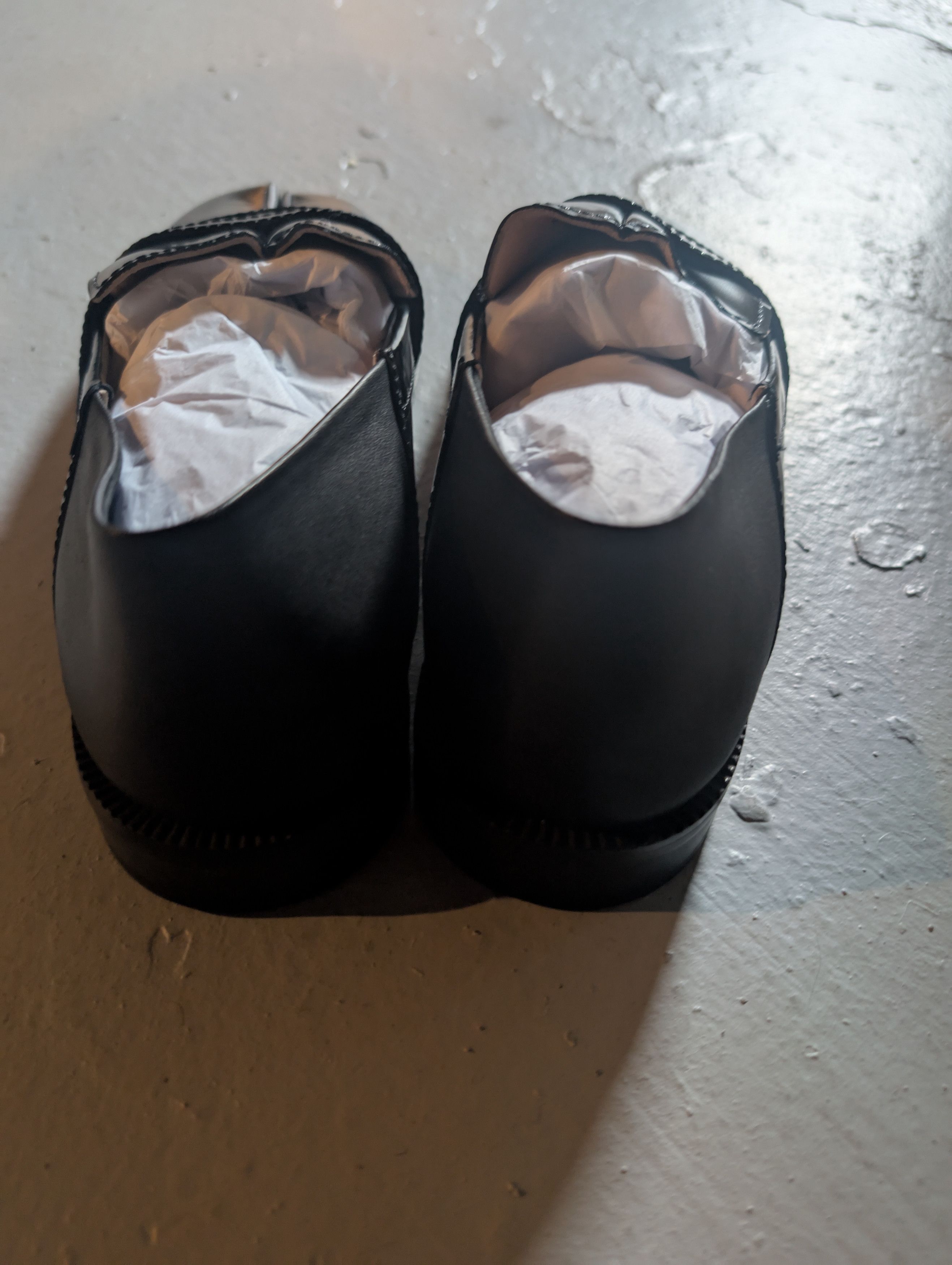 Tabi Footwear Vintage Black Tabi Flat Shoes Cow Leather, Unisex Size US 9.5 / EU 42-43 - 4 Thumbnail