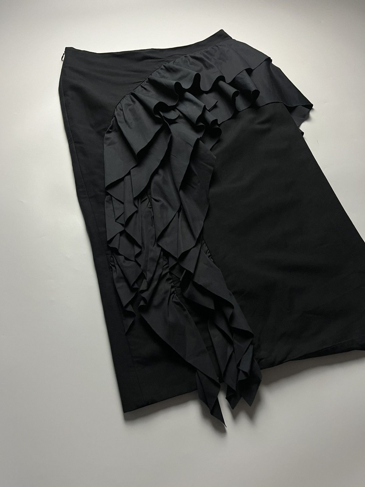 Dries Van Noten Dries Van Noten Asymmetric Ruffle Midi Skirt Size 27" / US 4 / IT 40 - 3 Thumbnail