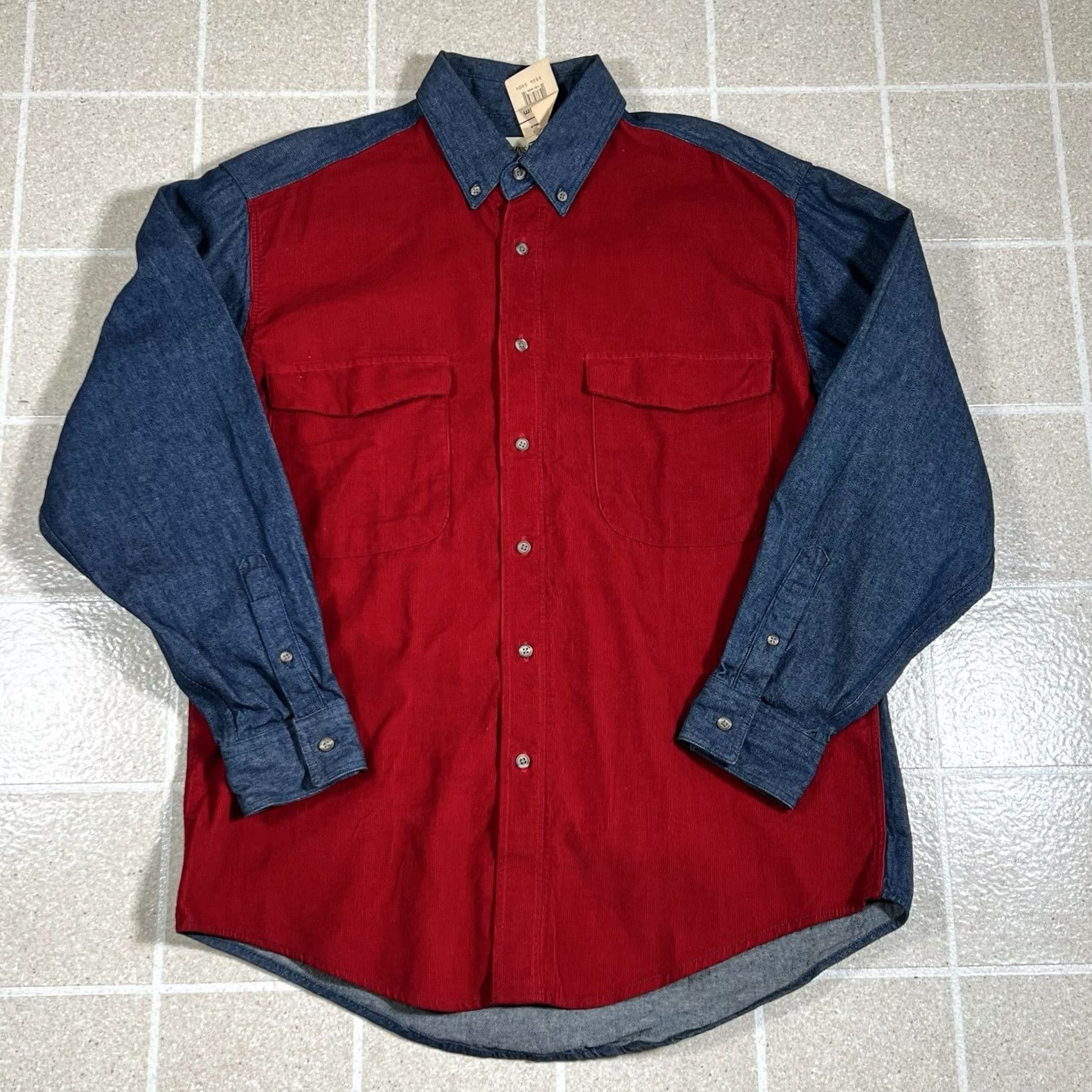 Vintage VINTAGE St. John's Bay Denim Corduroy Button-Down Shirt Mens M Red Size US M / EU 48-50 / 2 - 2 Thumbnail