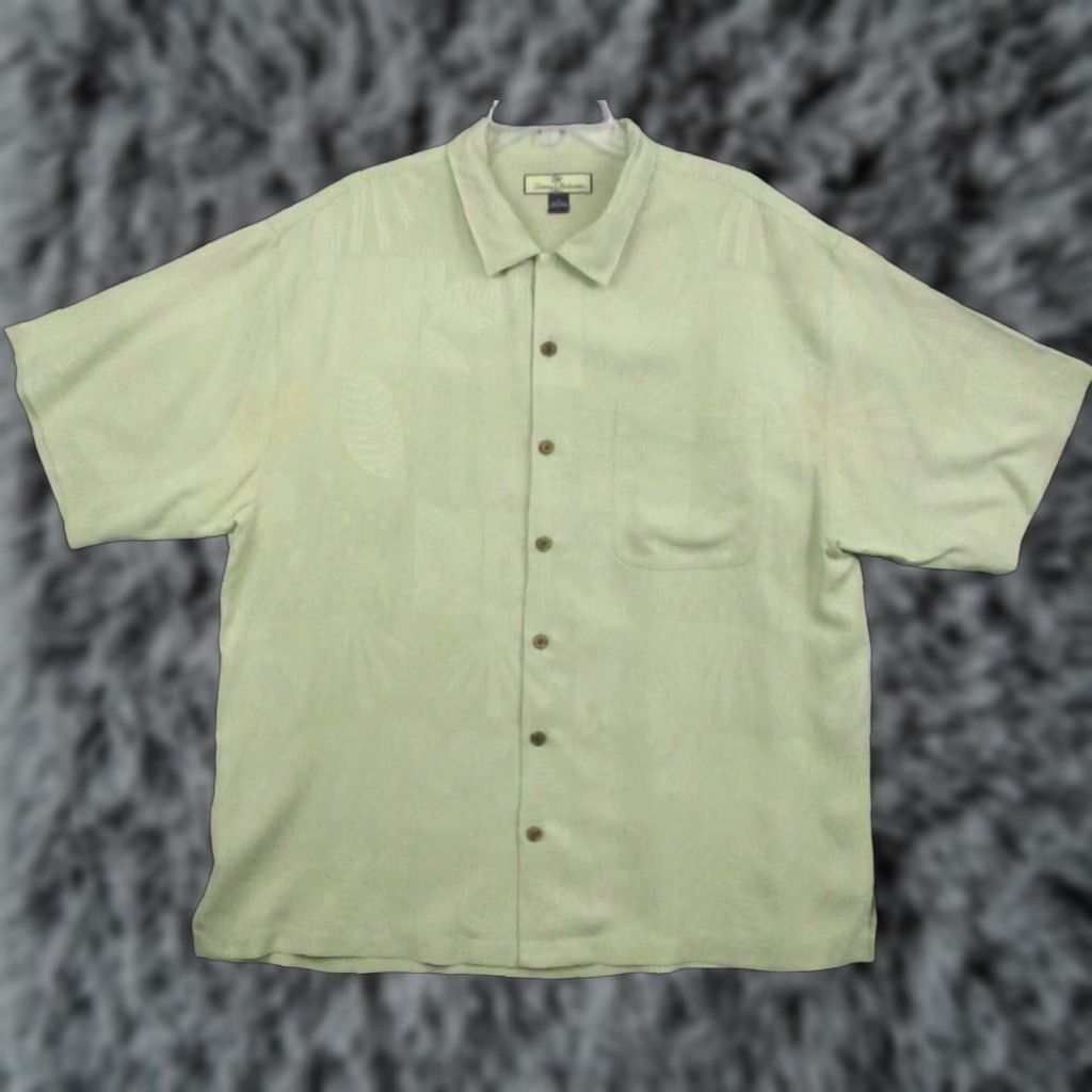 Tommy Bahama Tommy Bahama Shirt XL 100% Silk Palm Drink Cocktail Pattern Light Olive Green Floral Button-Up Short Sleeve Mens Shirt Size US XL / EU 56 / 4 - 1 Thumbnail