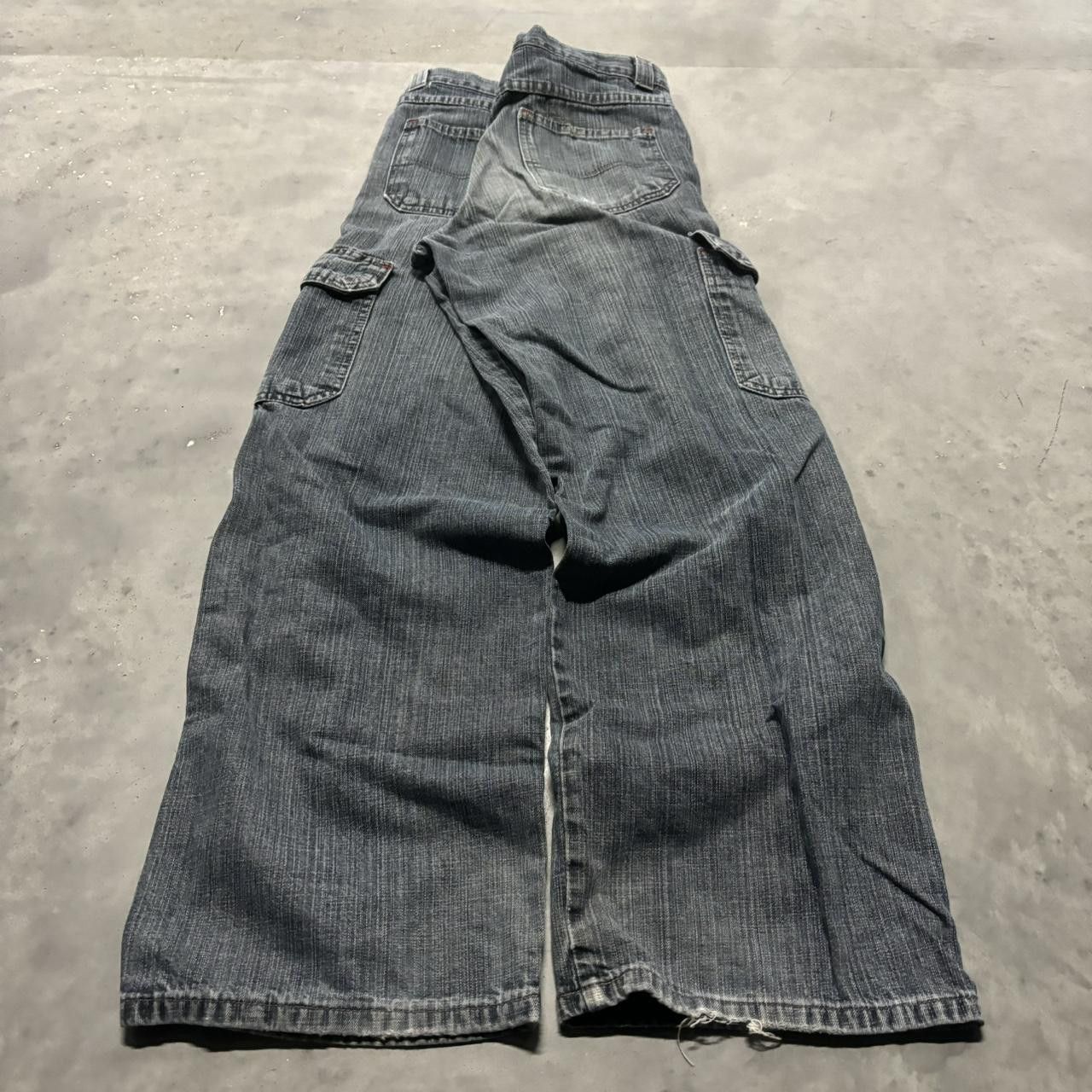 Japanese Brand × Vintage Crazy Vintage Y2K/2000s Grunge Dark Wash Skater Cargo Denim Jeans! Size US 27 - 7 Thumbnail