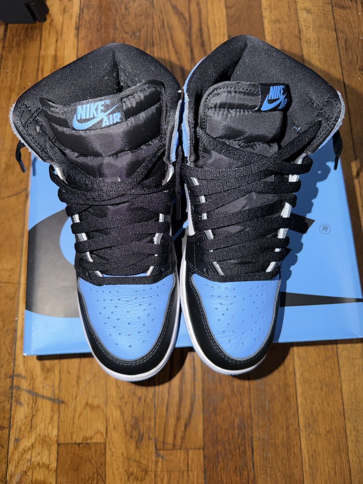 Jordan Brand AJ1 UNC TOE 7y Size US 7 / EU 40 - 8 Thumbnail