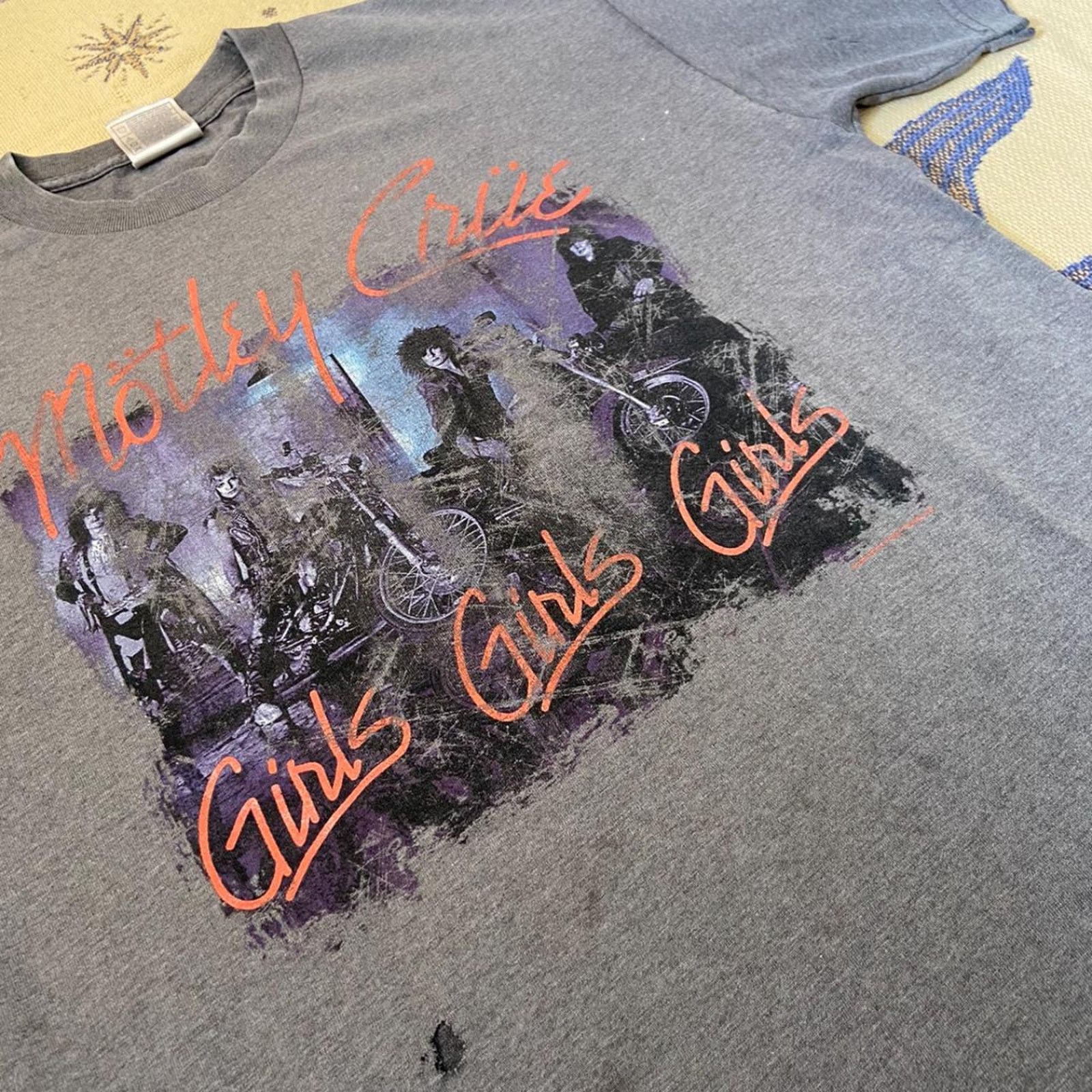 Other Vintage 2001 motley crue Size US L / EU 52-54 / 3 - 4 Thumbnail