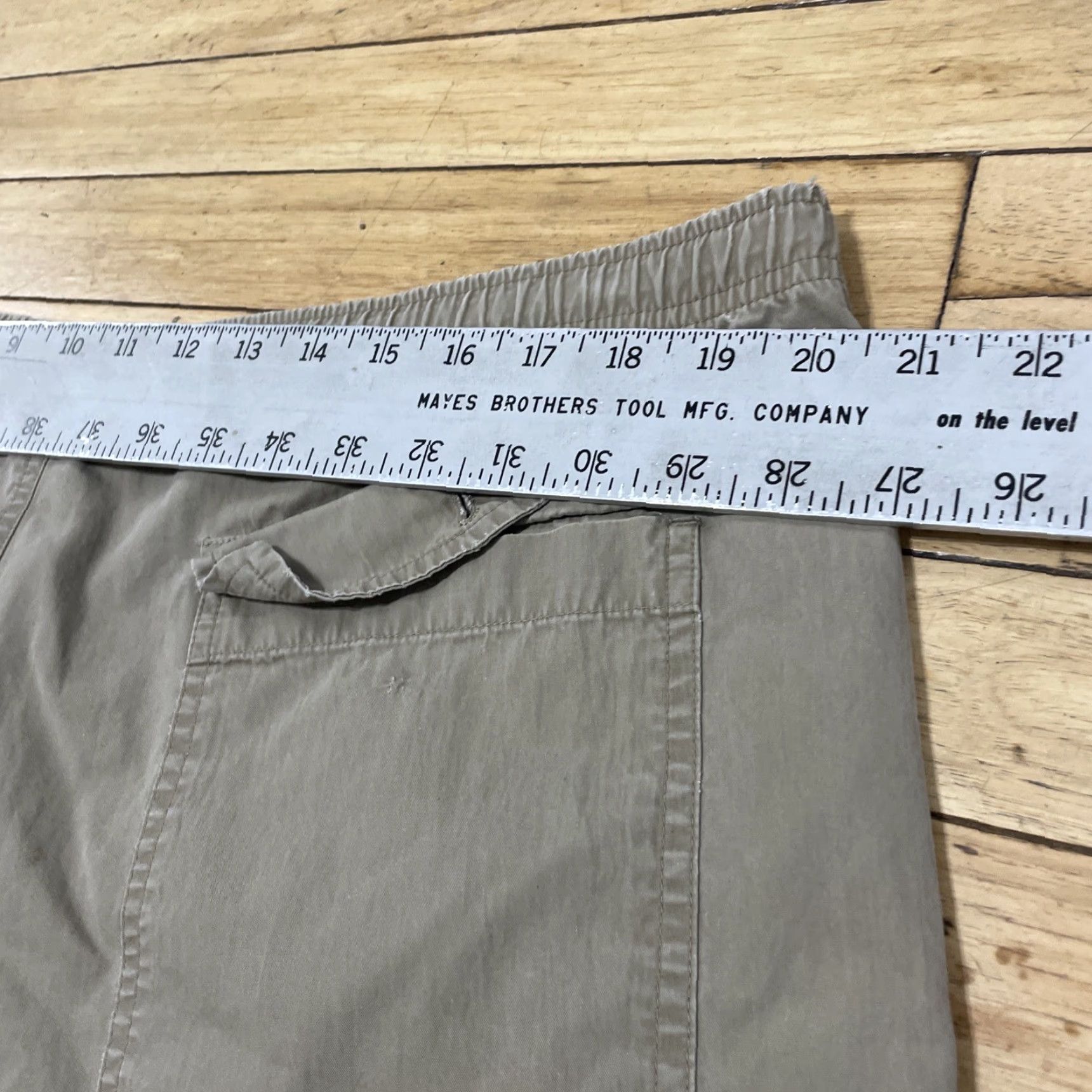 Vintage VINTAGE Fieldmaster Lounge Shorts Men 40x7 L Brown Khaki Lightweight Drawstring Relaxed Regular Size US 40 / EU 56 - 7 Thumbnail
