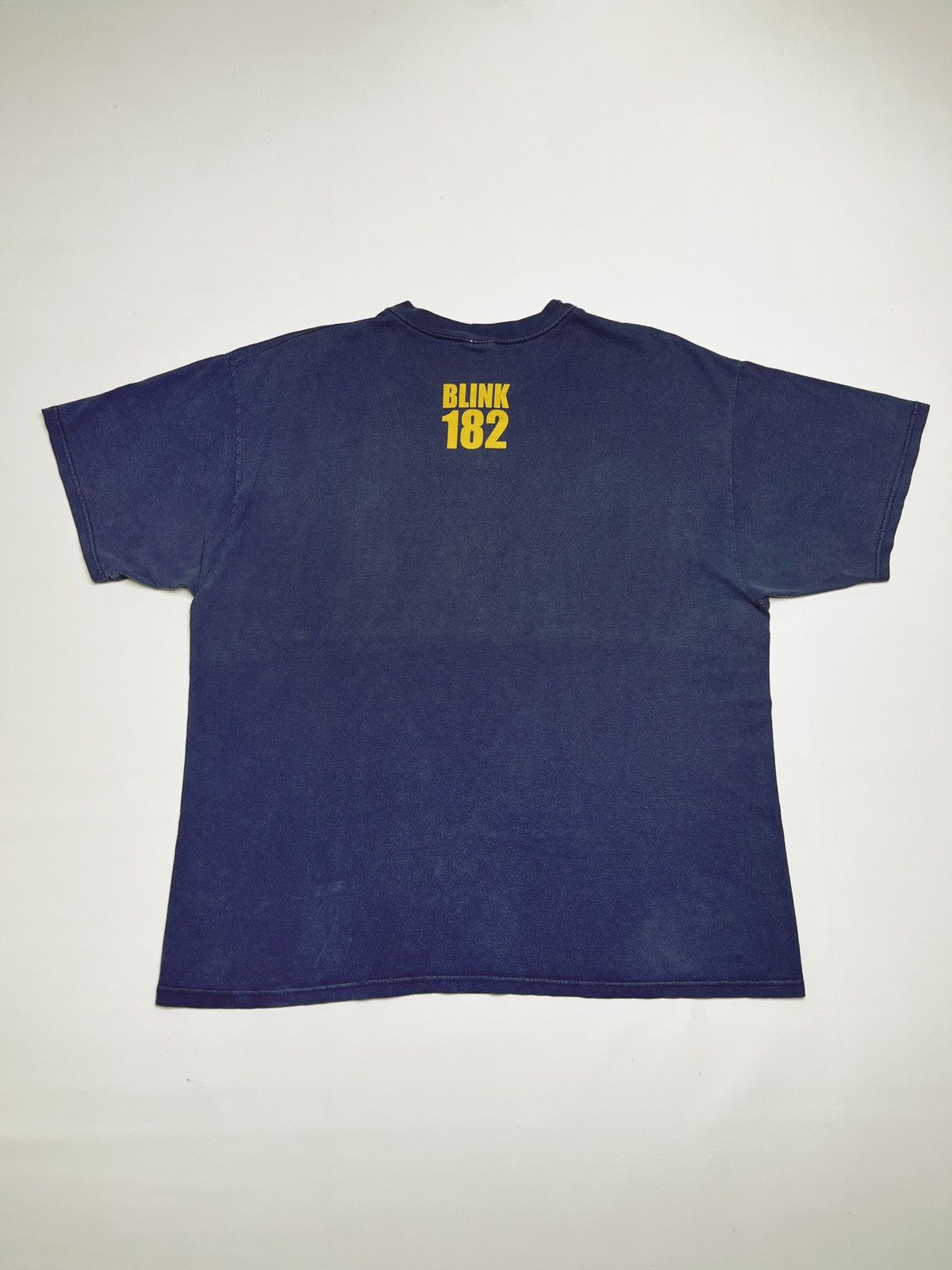 Band Tees 00’s Blink182 tee Size US XL / EU 56 / 4 - 4 Thumbnail