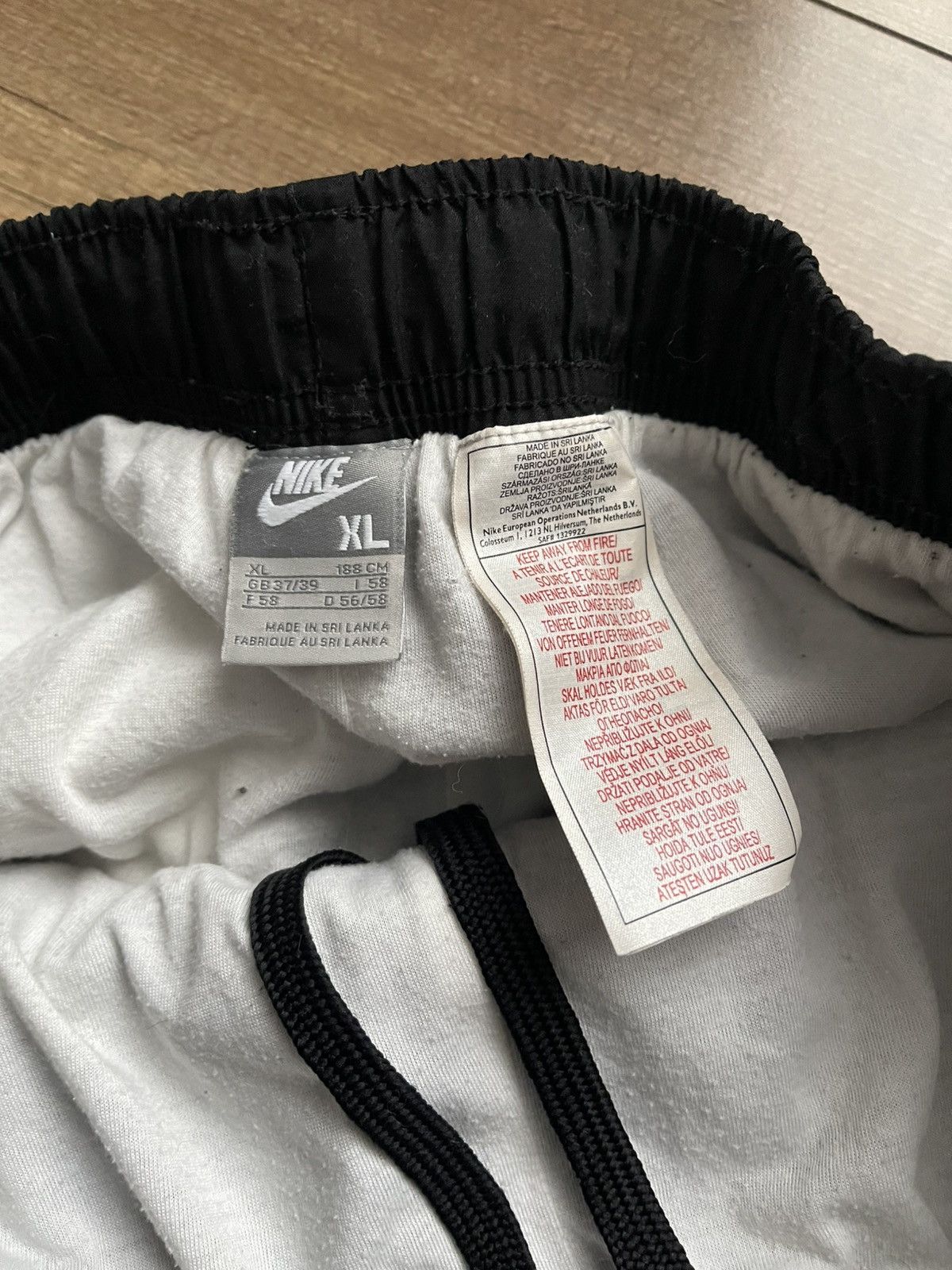 Other Nike Vintage Track Pants Sweatpants Joggers 90s Size US 36 / EU 52 - 10 Thumbnail