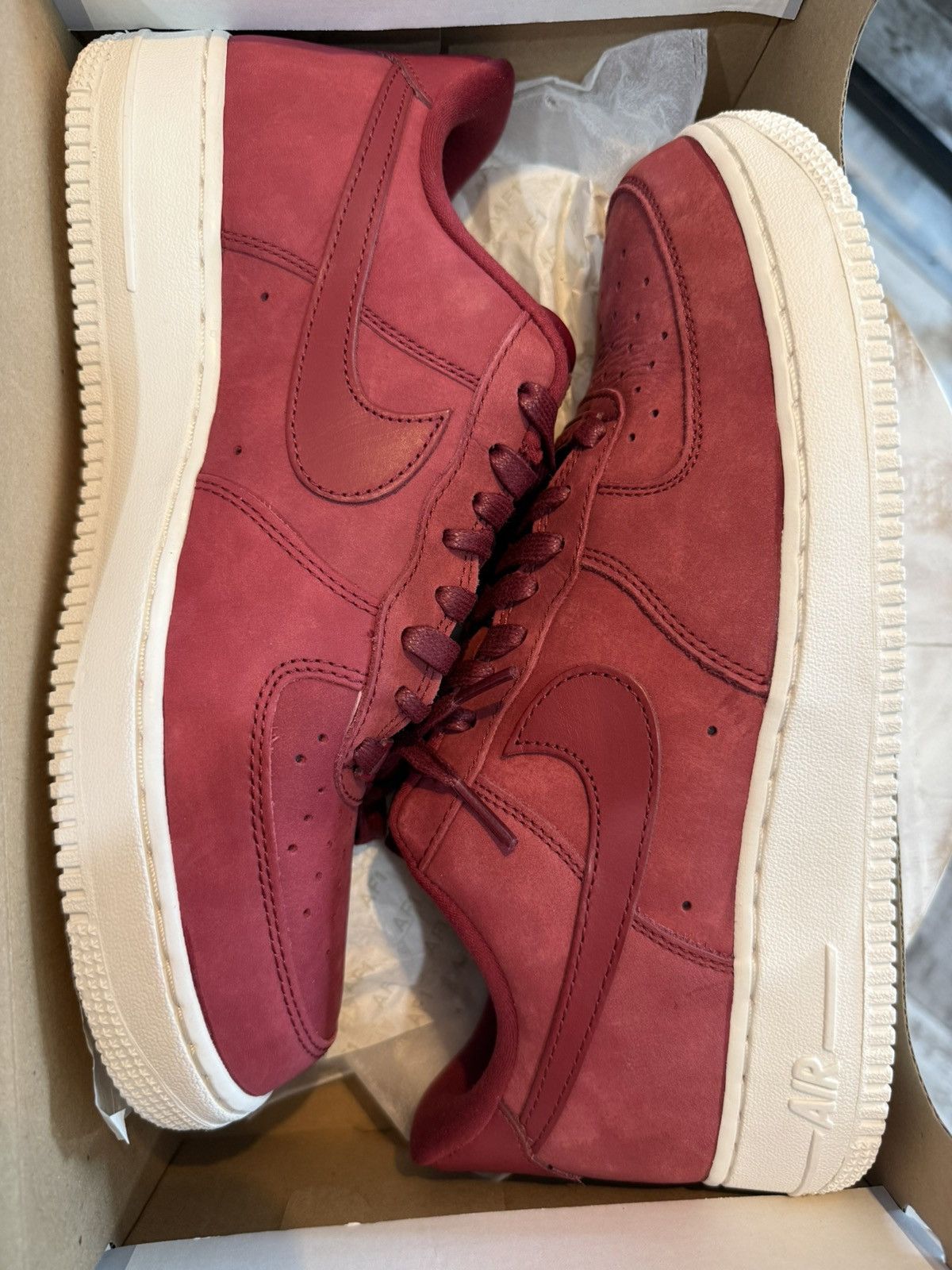 Nike Nike Air Force 1 Premium Team Red Size 9.5m 11w DR9503-600 Size US 11 / IT 41 - 9 Thumbnail
