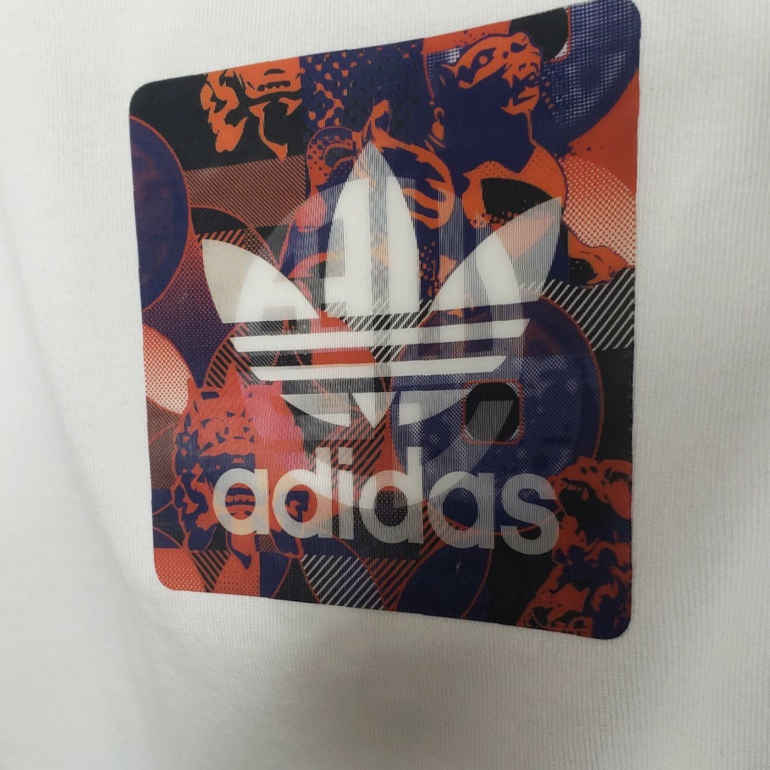 Adidas Adidas Originals Mens Lunar New Year Trefoil Graphic Lenticular Tee L Shirt White Crew Neck 100% Cotton Regular Fit Mens Size US L / EU 52-54 / 3 - 6 Thumbnail