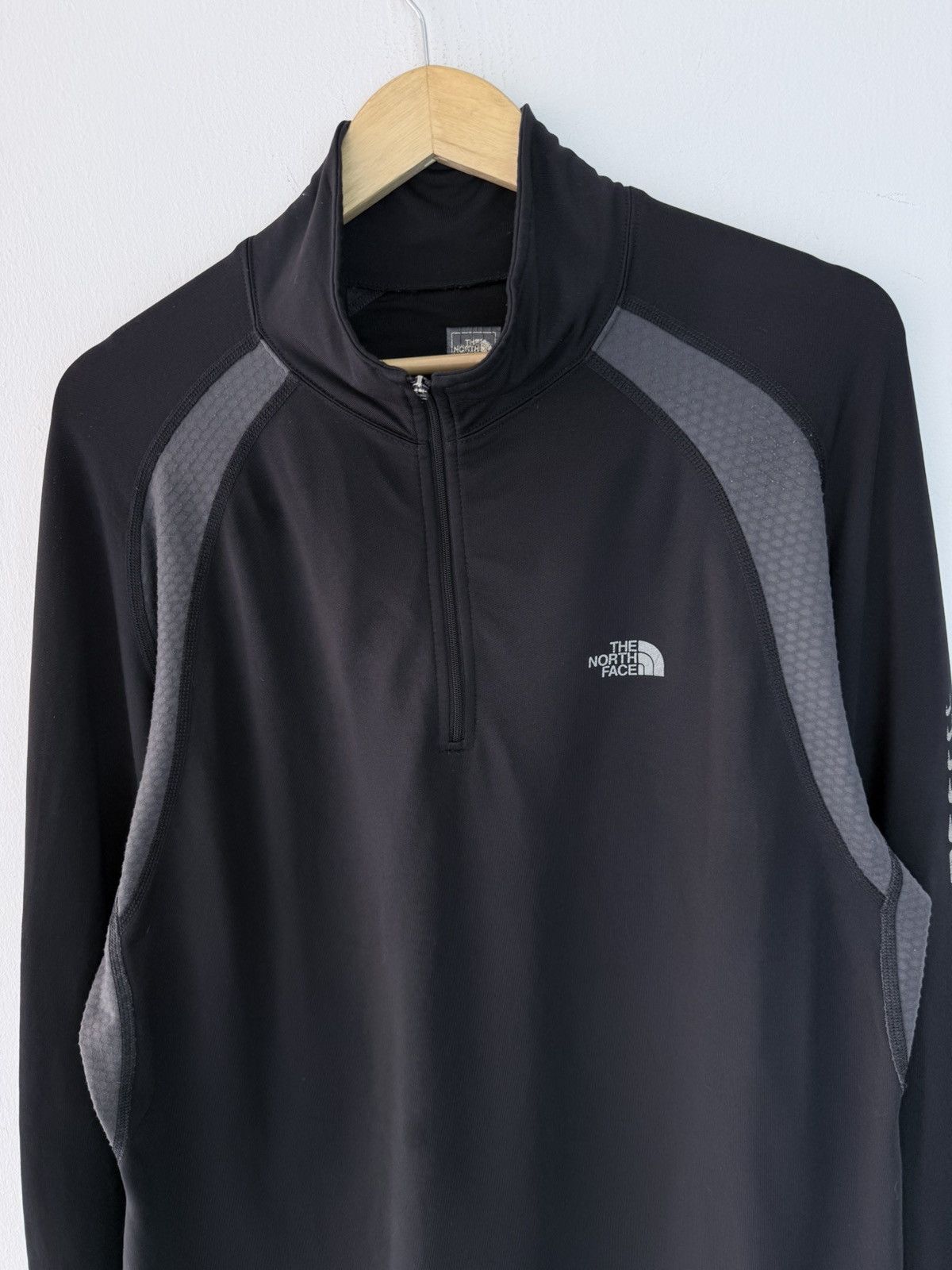 The North Face TNF Outdoor Flight Series Jersey. Size US L / EU 52-54 / 3 - 3 Thumbnail