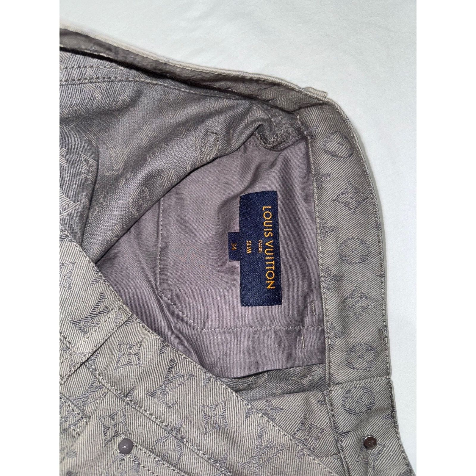 Louis Vuitton Louis Vuitton DL0 Monogram Slim Jeans All Over Logo Grey Size US 34 / EU 50 - 11 Thumbnail