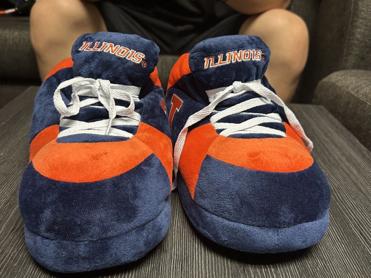 Other Uiuc Comfy feet slippers Size US 6 / IT 36 - 10 Thumbnail