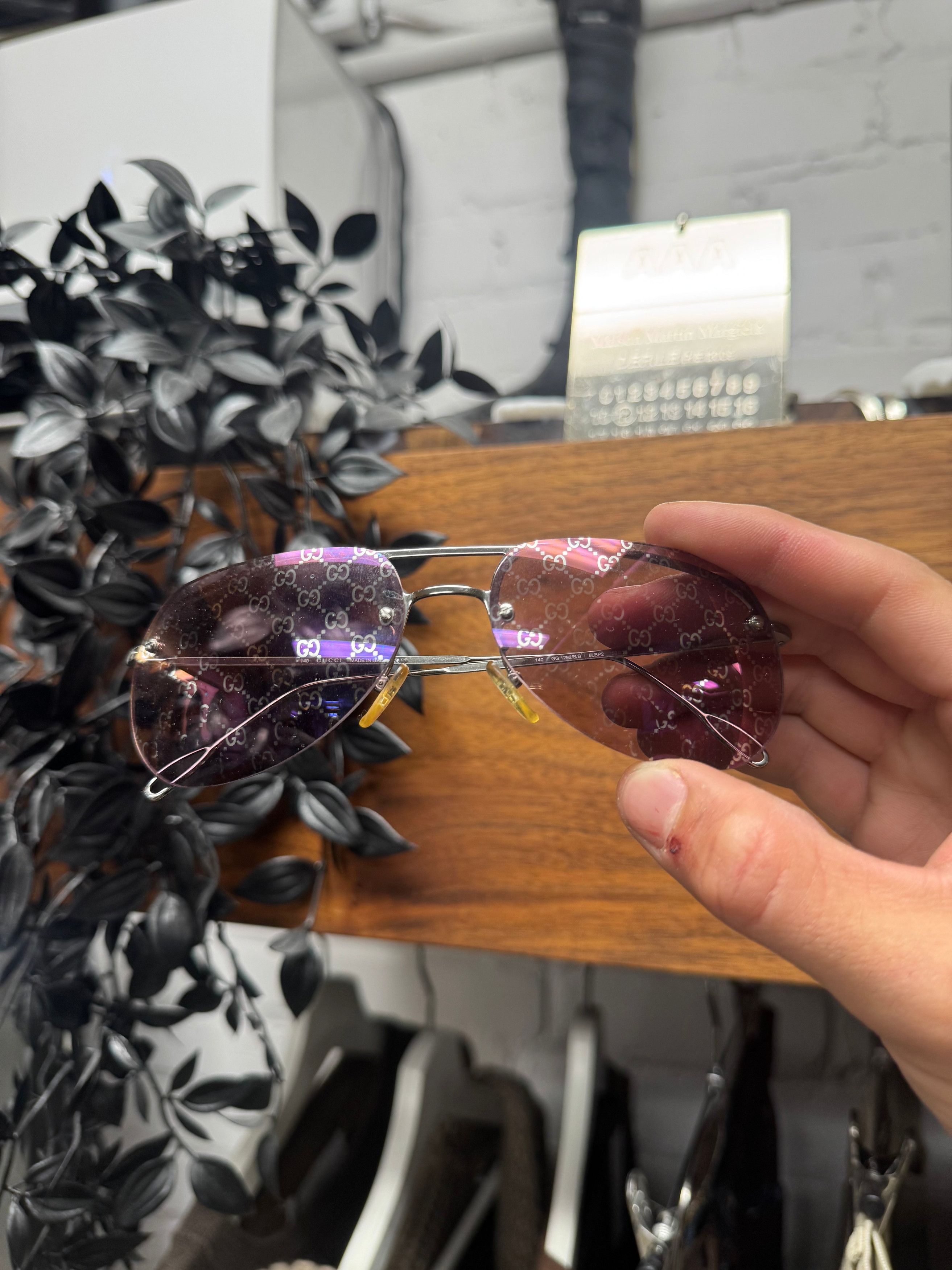 Gucci SS1997 Gucci by Tom Ford Monogram Lens ‘Teardrop’ Aviator Sunglasses Size ONE SIZE - 1 Thumbnail