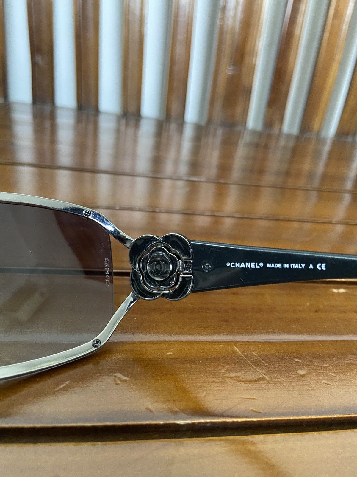 Chanel Chanel Sunglasses With Swarovski Camellia flower Size ONE SIZE - 8 Thumbnail