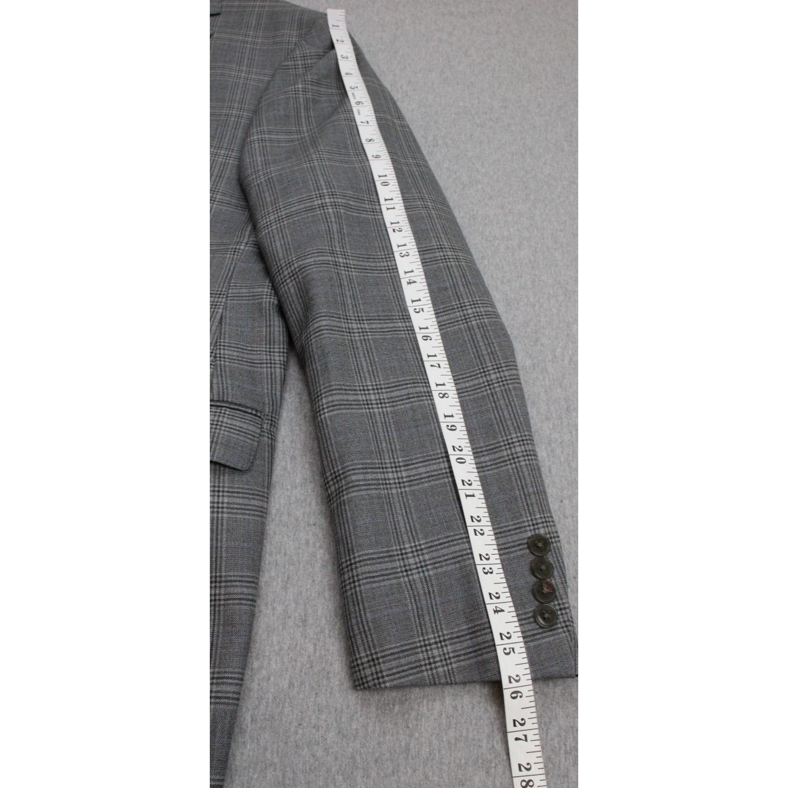 Calvin Klein Calvin Klein Blazer Mens 44R Plaid 2 Button Notch Lapel Wool Size 44R - 10 Thumbnail