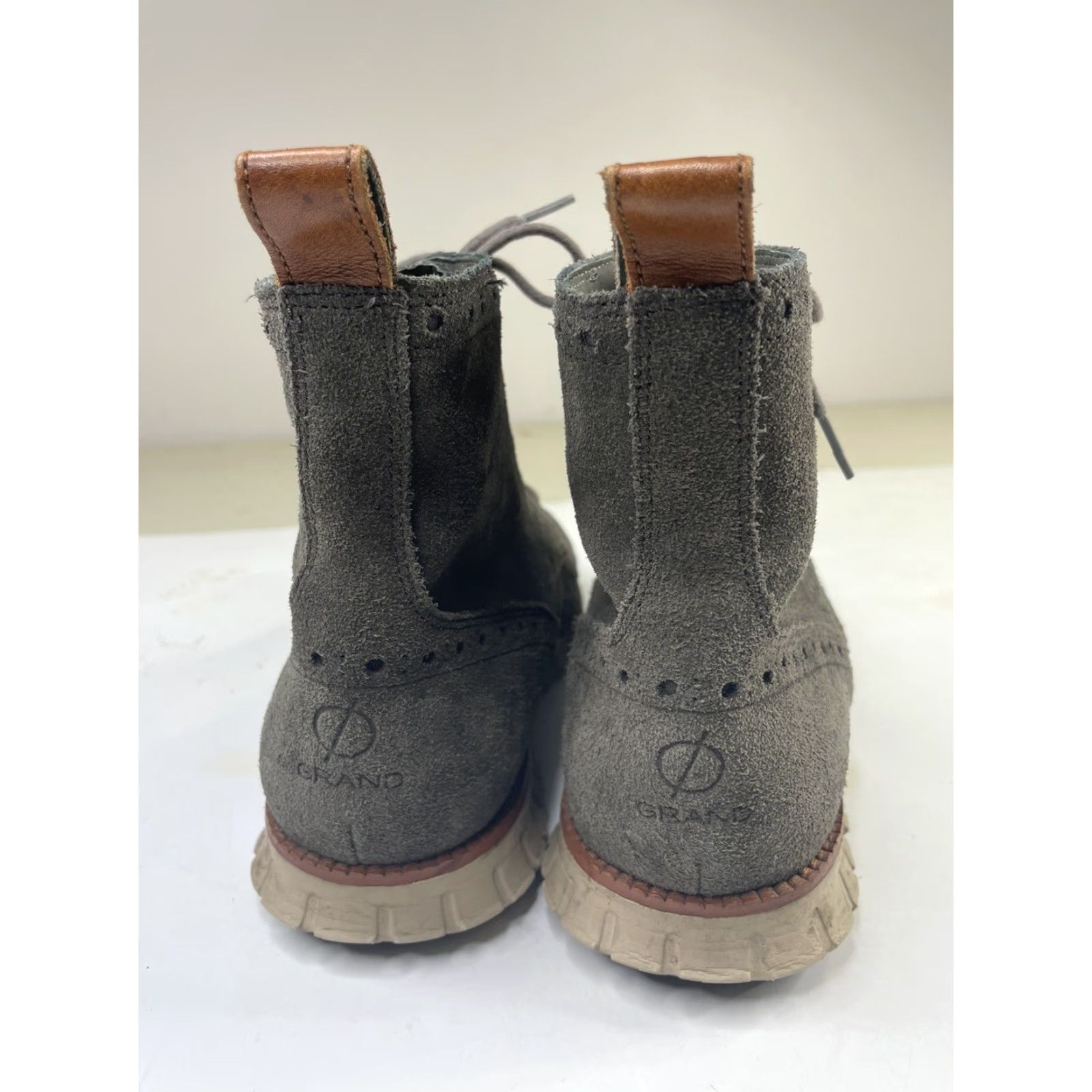 Cole Haan VINTAGE Cole Haan Zerogrand Boots Wingtip Suede Leather Gray Leather 10.5 M Mens Size US 11 / EU 44 - 7 Thumbnail