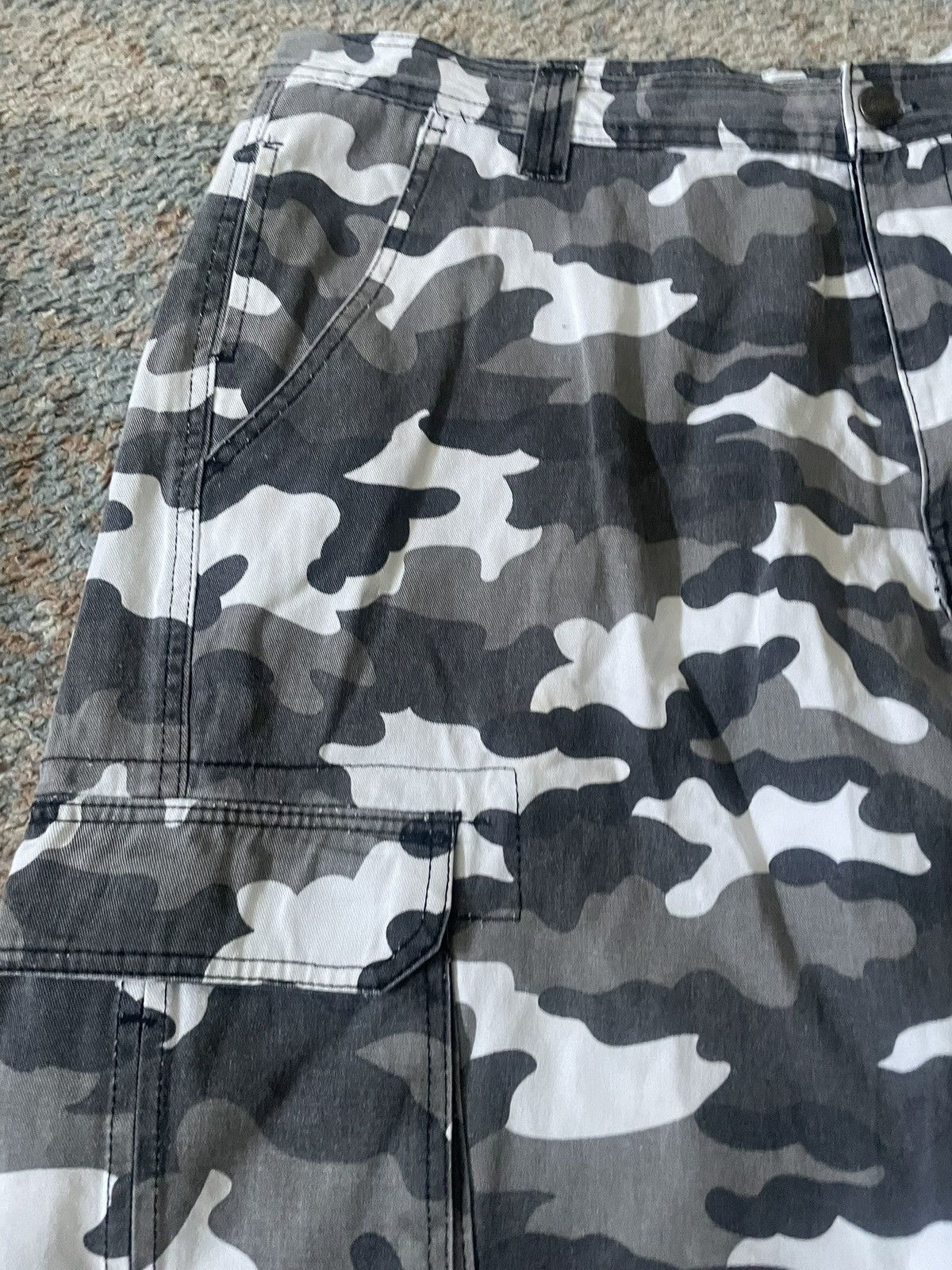 Dickies VTG Journeys Camo Shorts Faded 38 Black Grey White Size US 32 / EU 48 - 2 Thumbnail