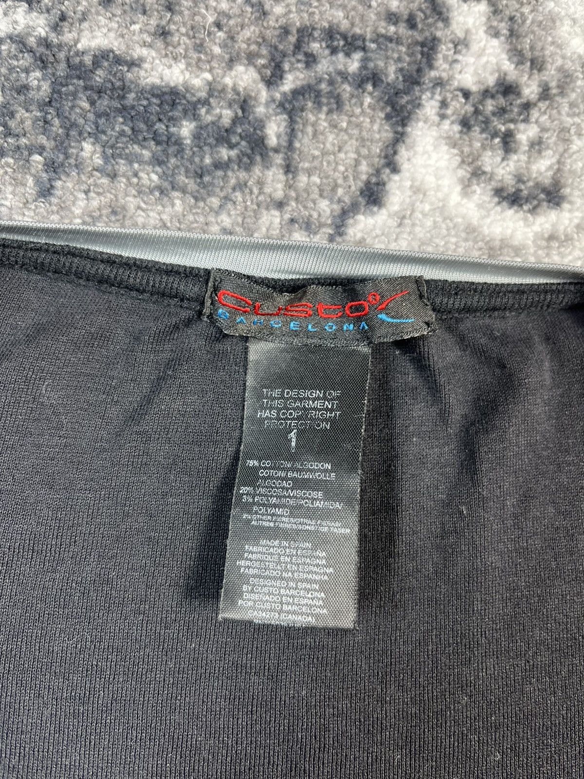Custo Barcelona Custo Barcelona Deer Graphic Long Sleeve Y2K Top XS S Size XS / US 0-2 / IT 36-38 - 6 Thumbnail